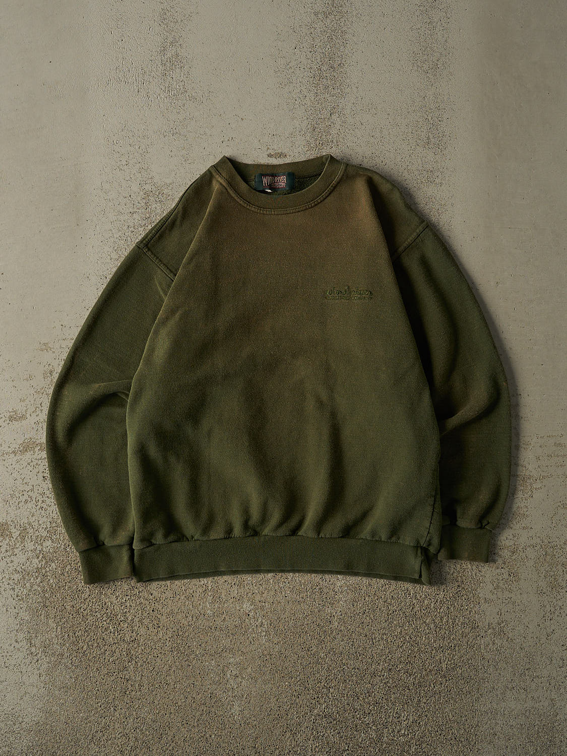 Vintage 90s Sun Faded Green Wind River Embroidered Crewneck (M/L)