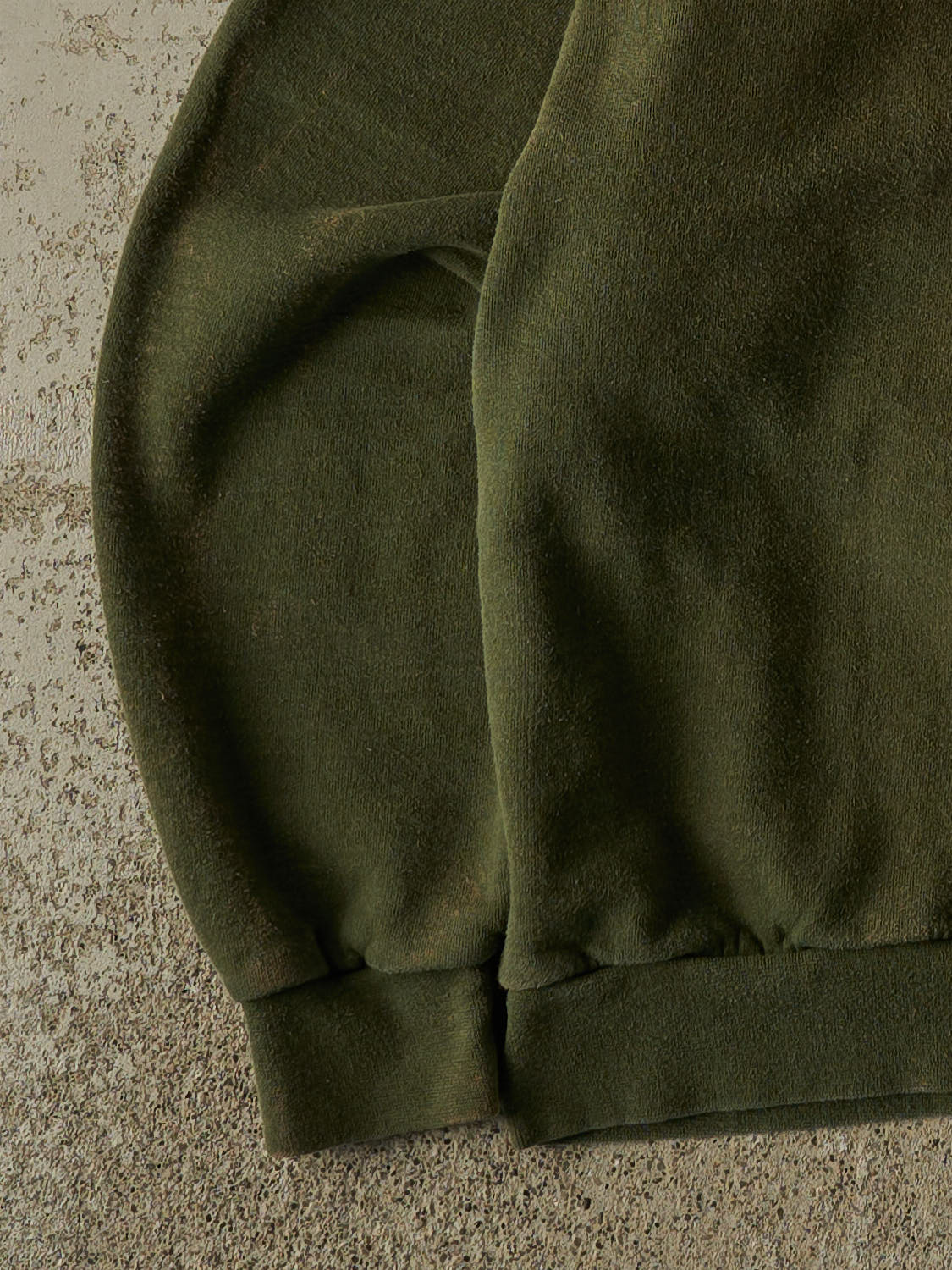 Vintage 90s Sun Faded Green Wind River Embroidered Crewneck (M/L)