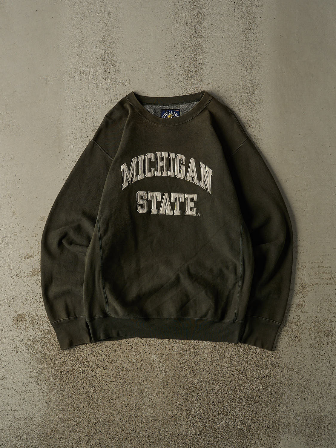 Vintage 90s Sun Faded Green Michigan State University Embroidered Crewneck (L)