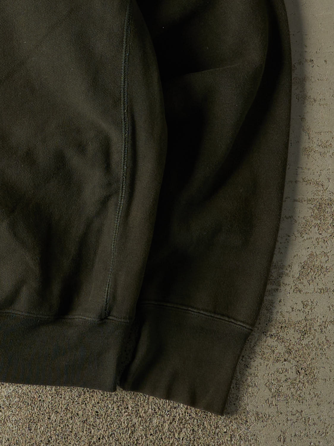 Vintage 90s Sun Faded Green Michigan State University Embroidered Crewneck (L)