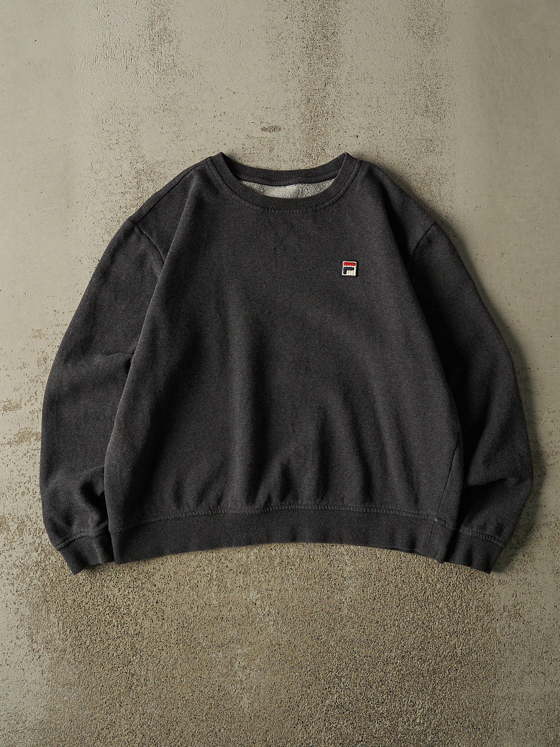 Vintage 90s Charcoal Grey Fila Embroidered Crewneck (S/M)