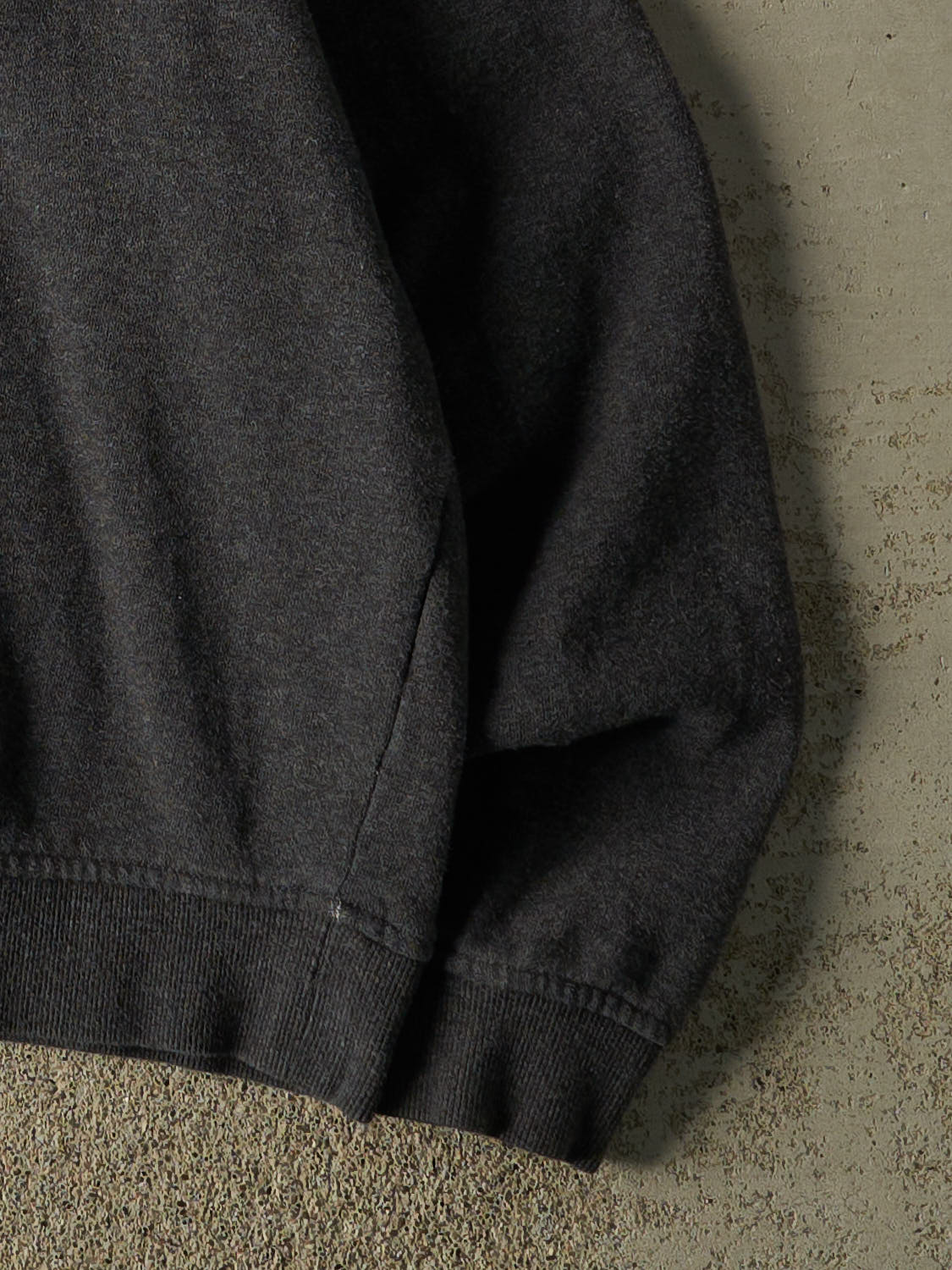 Vintage 90s Charcoal Grey Fila Embroidered Crewneck (S/M)