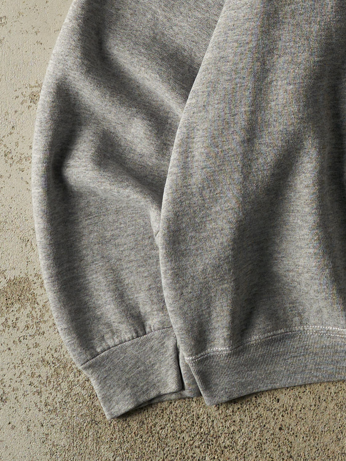 Vintage 90s Grey Wilson Embroidered Crewneck (L/XL)