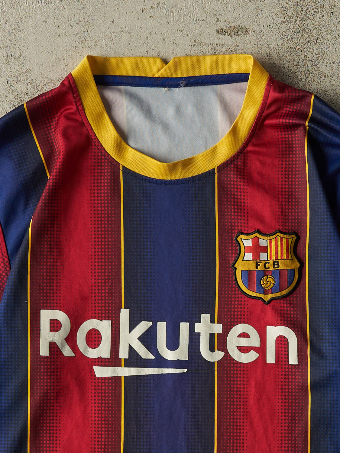Vintage Y2K Blue FC Barcelona Soccer Jersey (M/L)