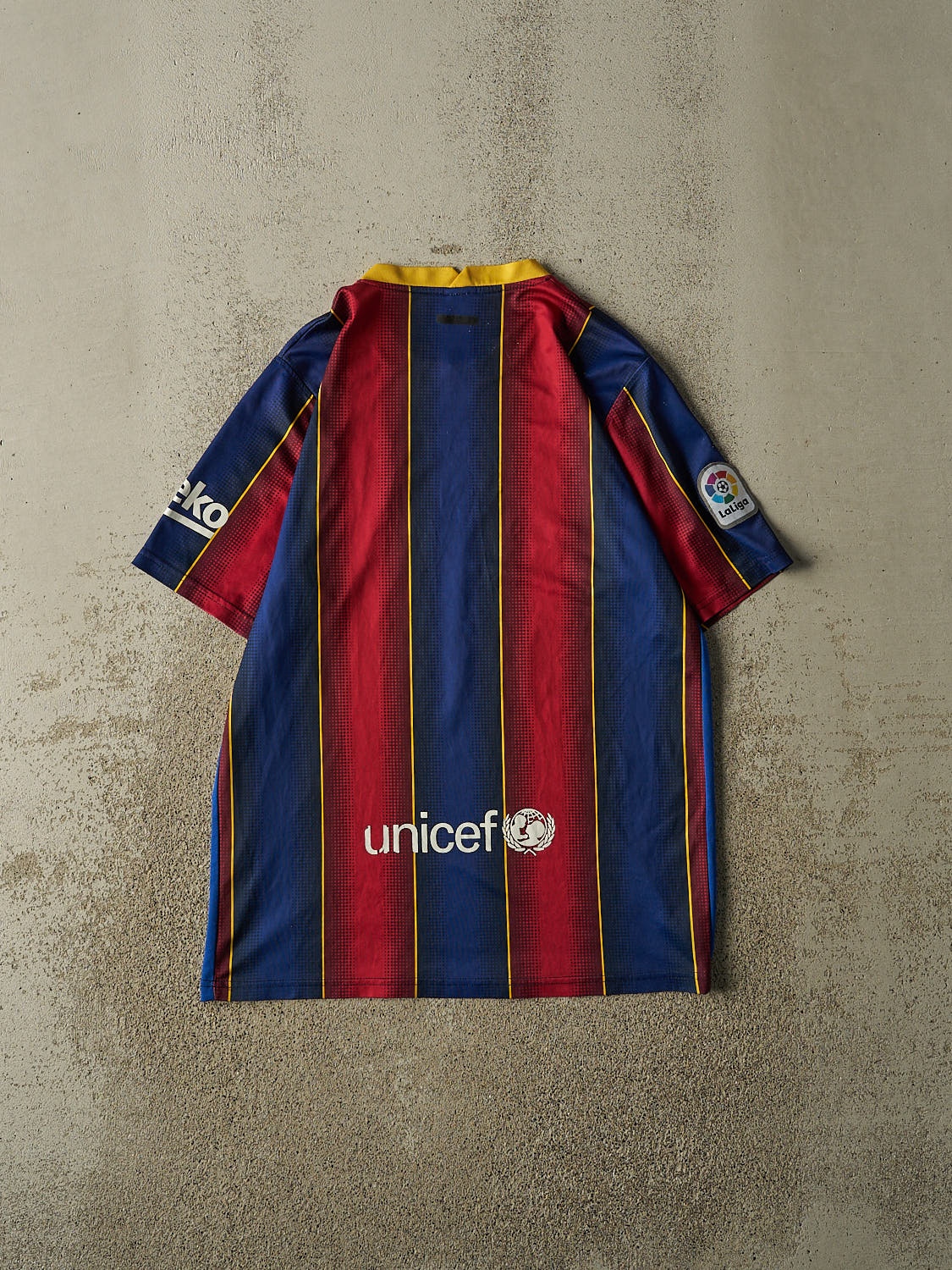 Vintage Y2K Blue FC Barcelona Soccer Jersey (M/L)