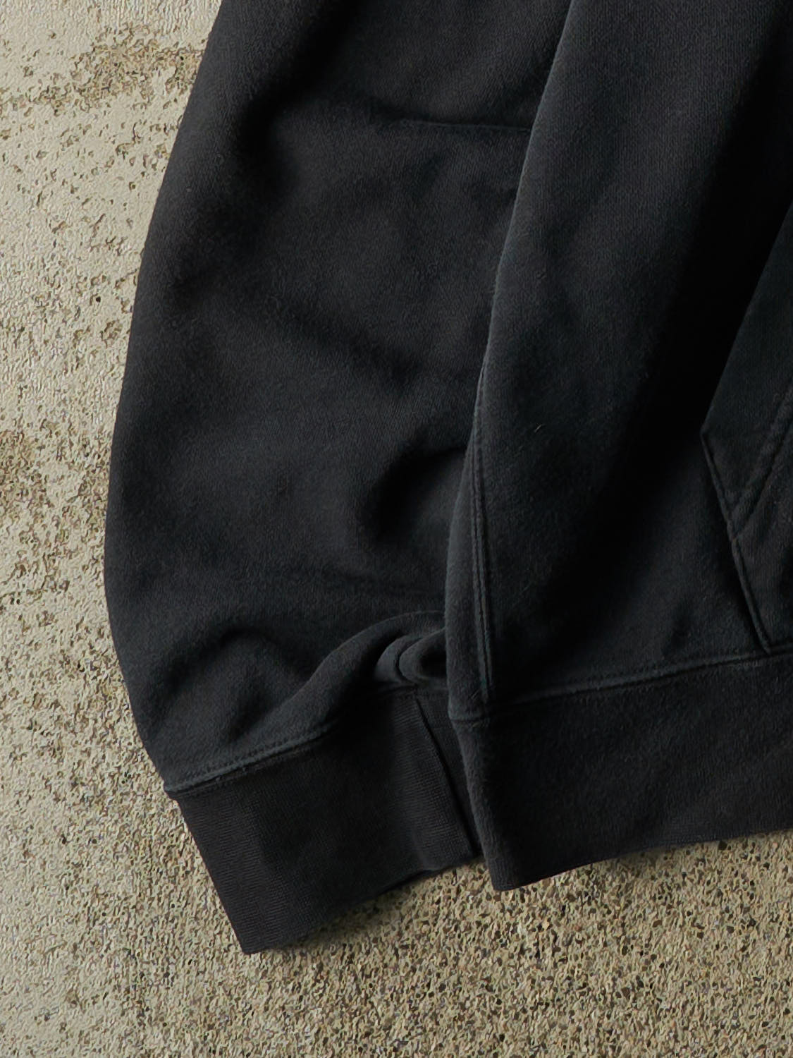 Vintage Y2K Black Nike Embroidered Hoodie (L/XL)
