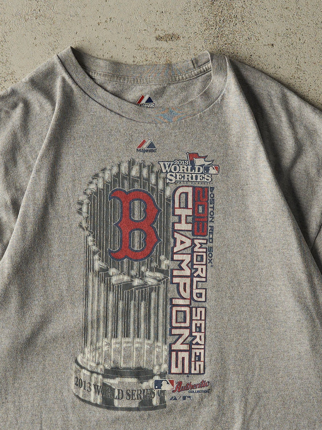 Vintage 13' Grey Boston Red Sox World Series Champions Tee (XL/XXL)