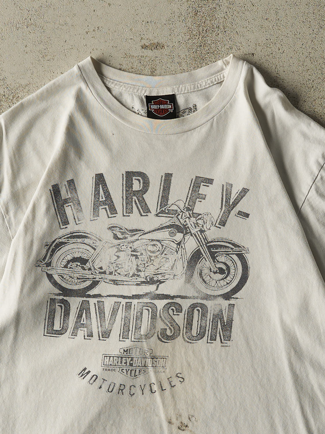 16' Beige Harley Davidson Prince George BC Tee (L/XL)