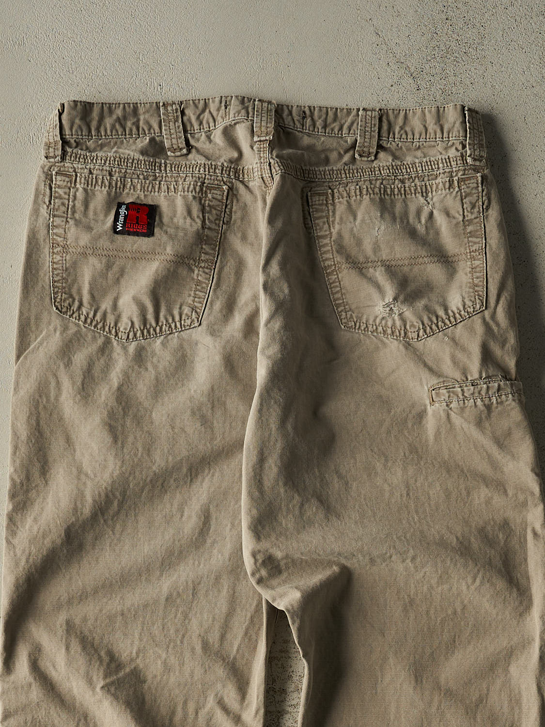 Vintage Y2K Beige Wrangler Riggs Lightweight Work Pants (33x30)
