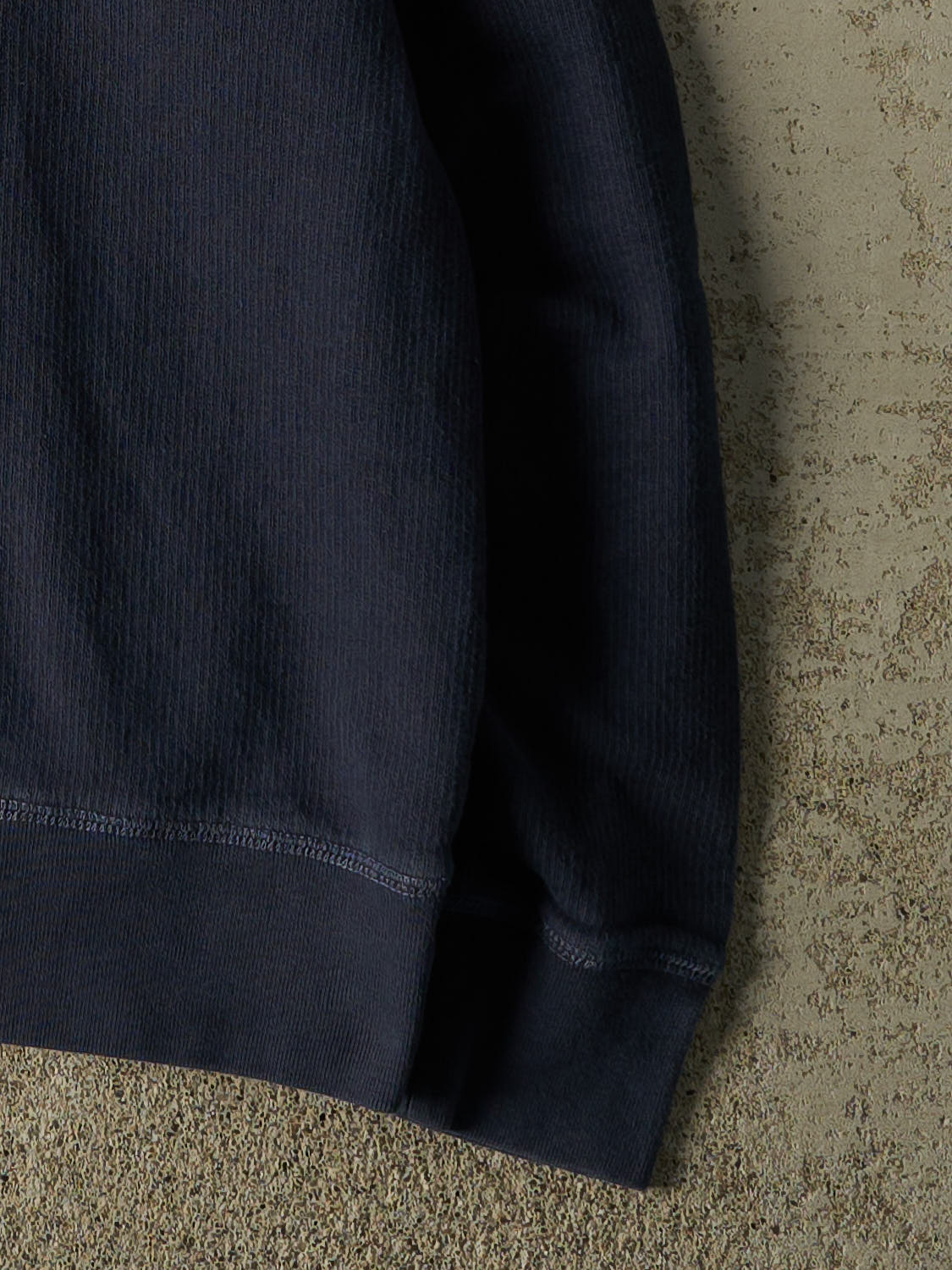 Vintage Y2K Navy Blue Tommy Hilfiger Lightweight Textured Crewneck (M)