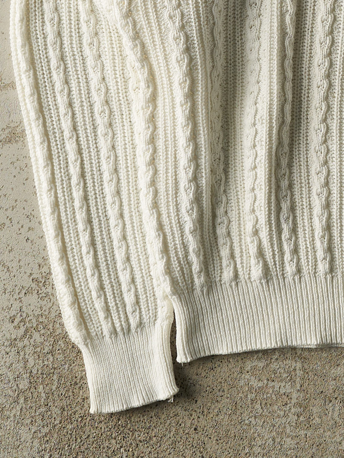 Vintage 90s White Cable Knit (XL/XXL)