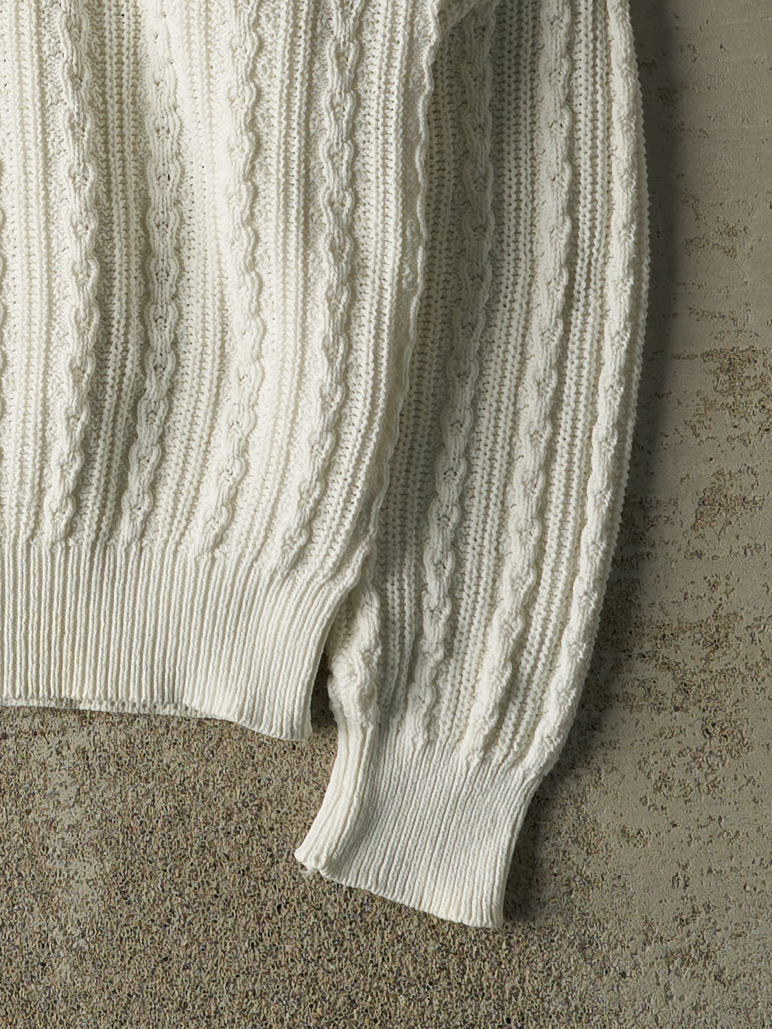 Vintage 90s White Cable Knit (XL/XXL)