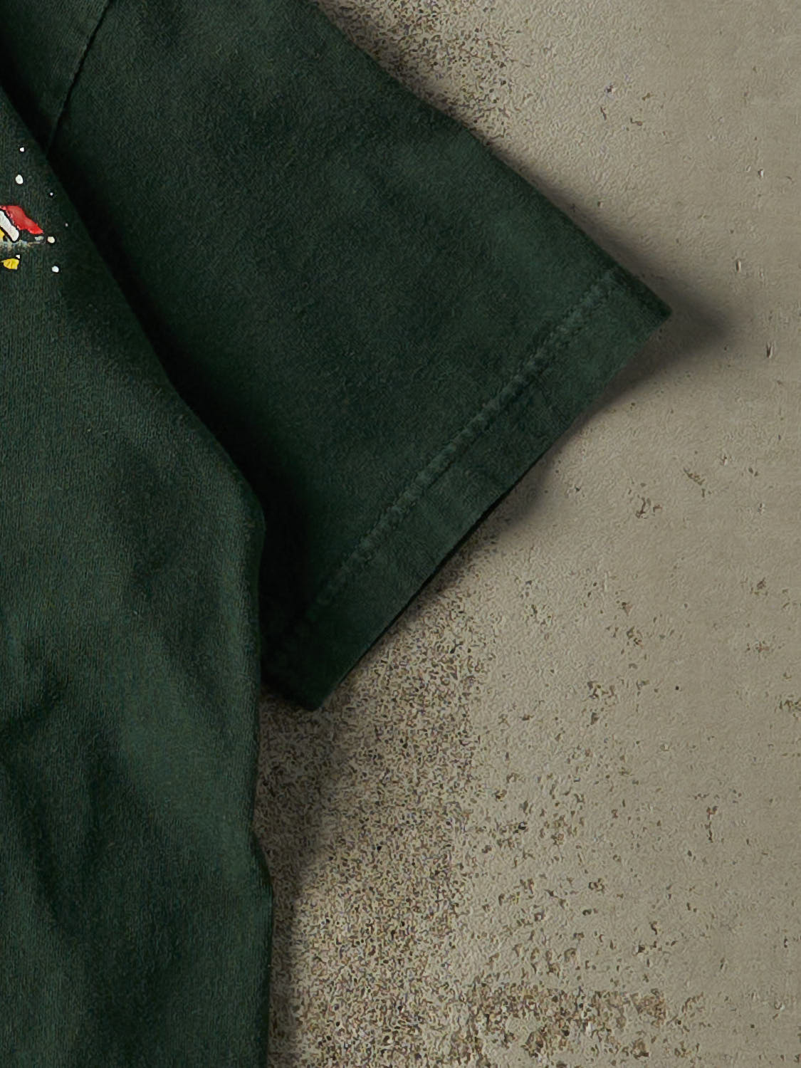 Vintage 90s Green Snoopy Christmas Tee (S/M)