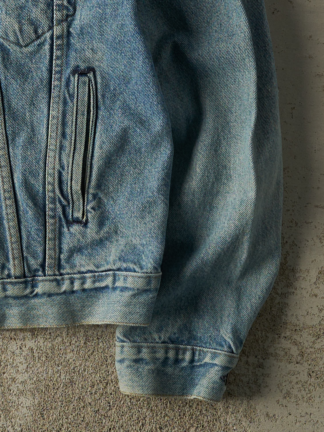 Vintage 90s Light Wash Levi's Denim Jacket (S)