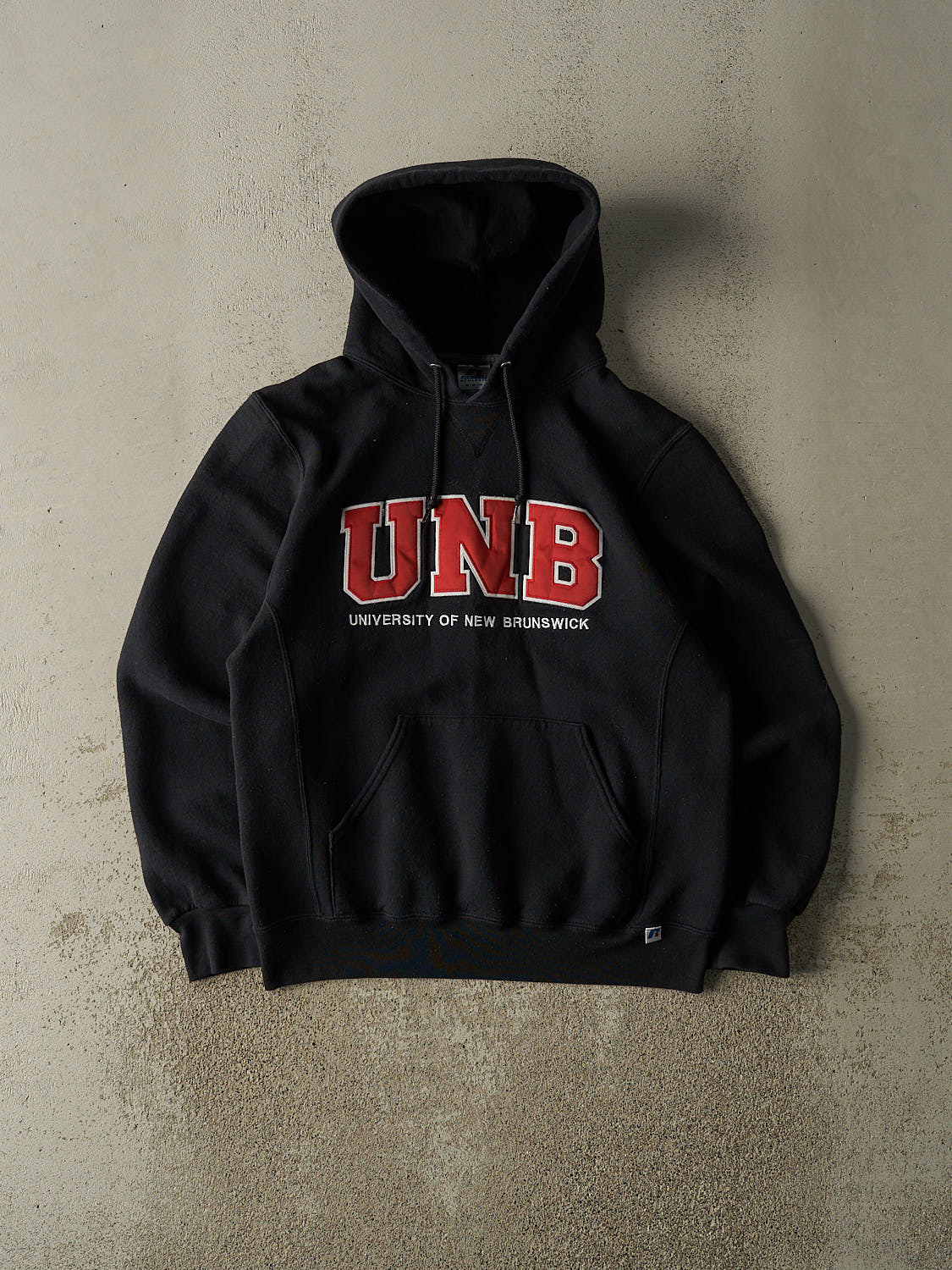 Vintage Y2K Black Russell Athletic University of New Brunswick Hoodie (M)
