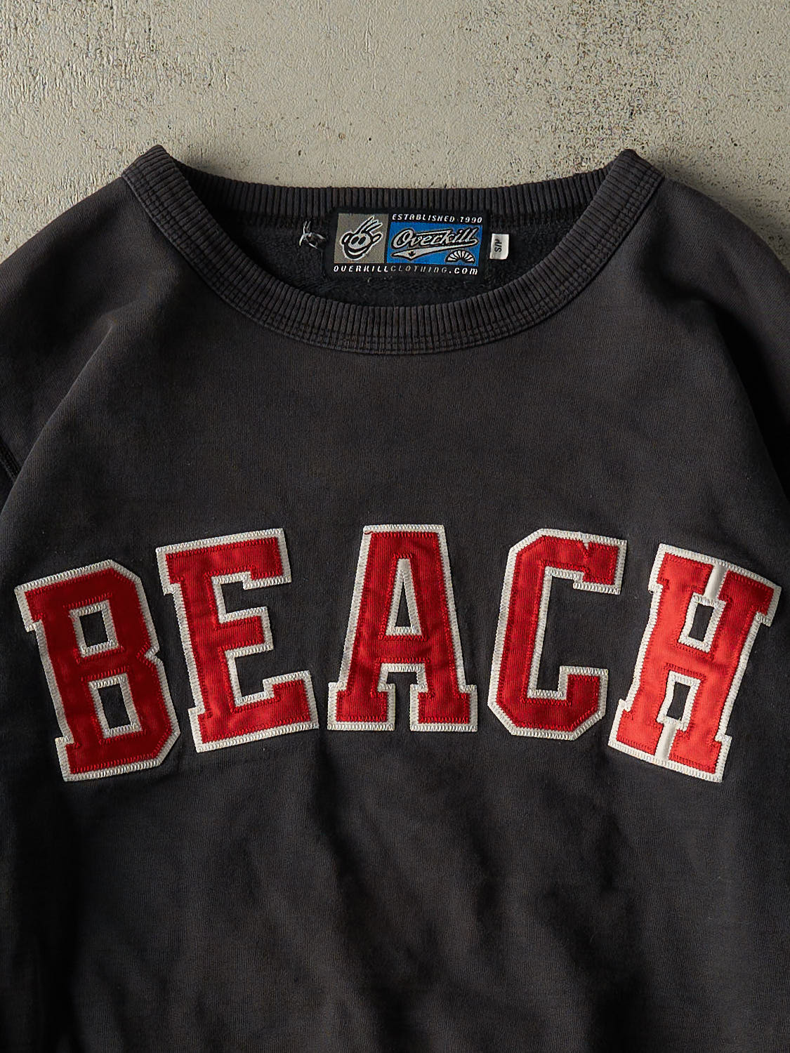Vintage 90s Black Embroidered Beach Crewneck (S/M)