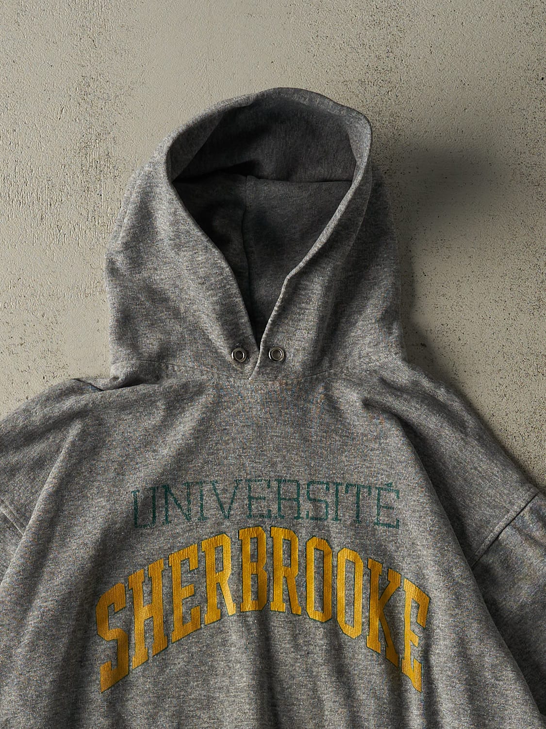 Vintage 90s Grey University of Sherbrooke Hoodie (M/L)