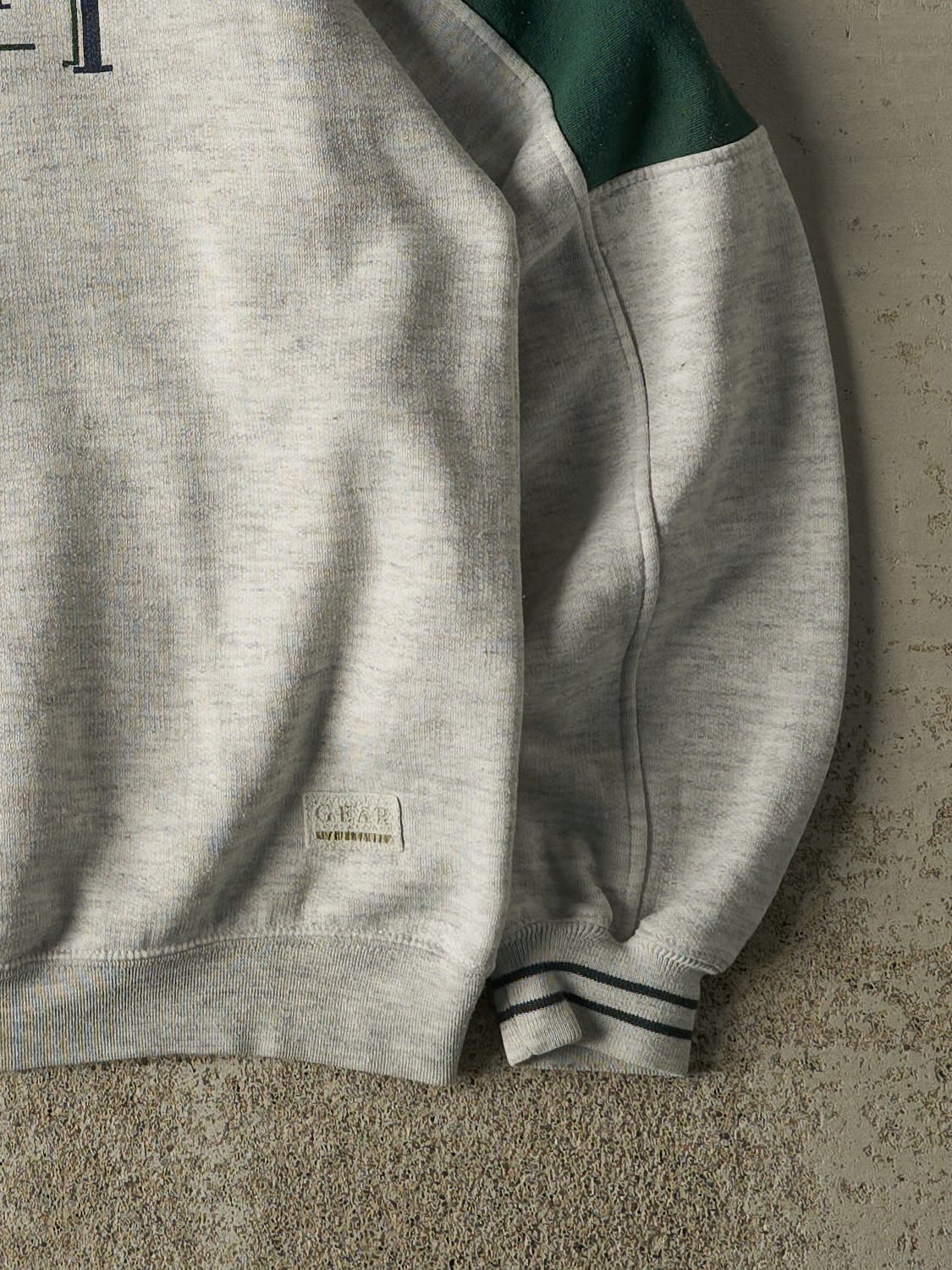 Vintage 90s Heather Grey & Green Traverse City Crewneck (L)