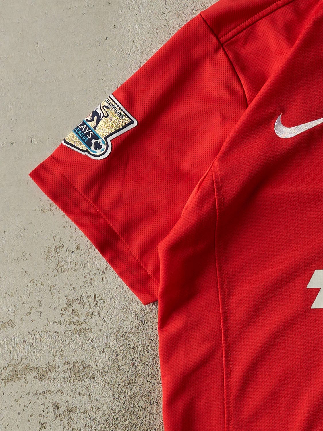 Vintage Y2K Red Manchester United Soccer Jersey (M/L)