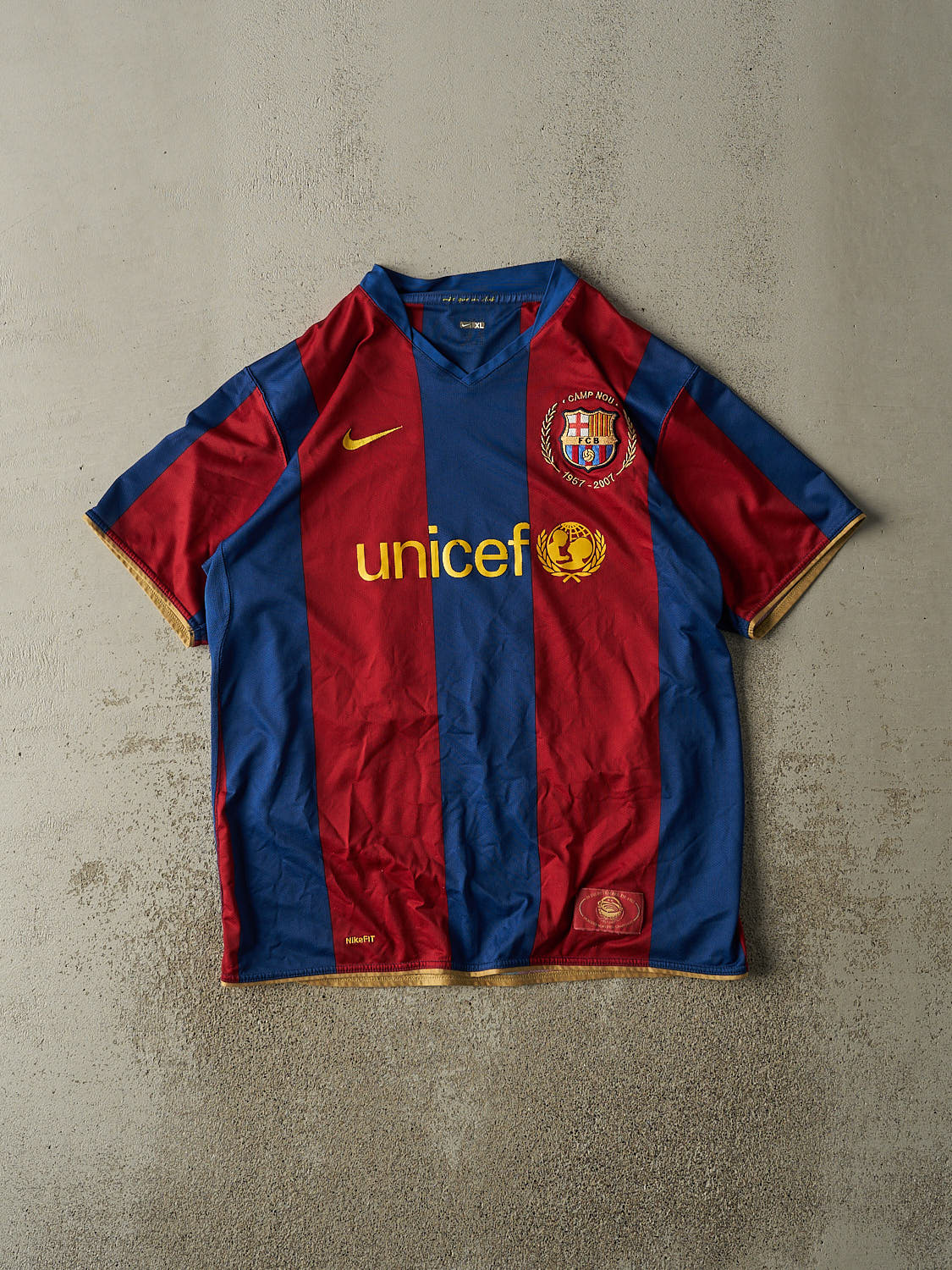 Vintage Y2K Red & Blue FC Barcelona Nike Lionel Messi Jersey (XL)