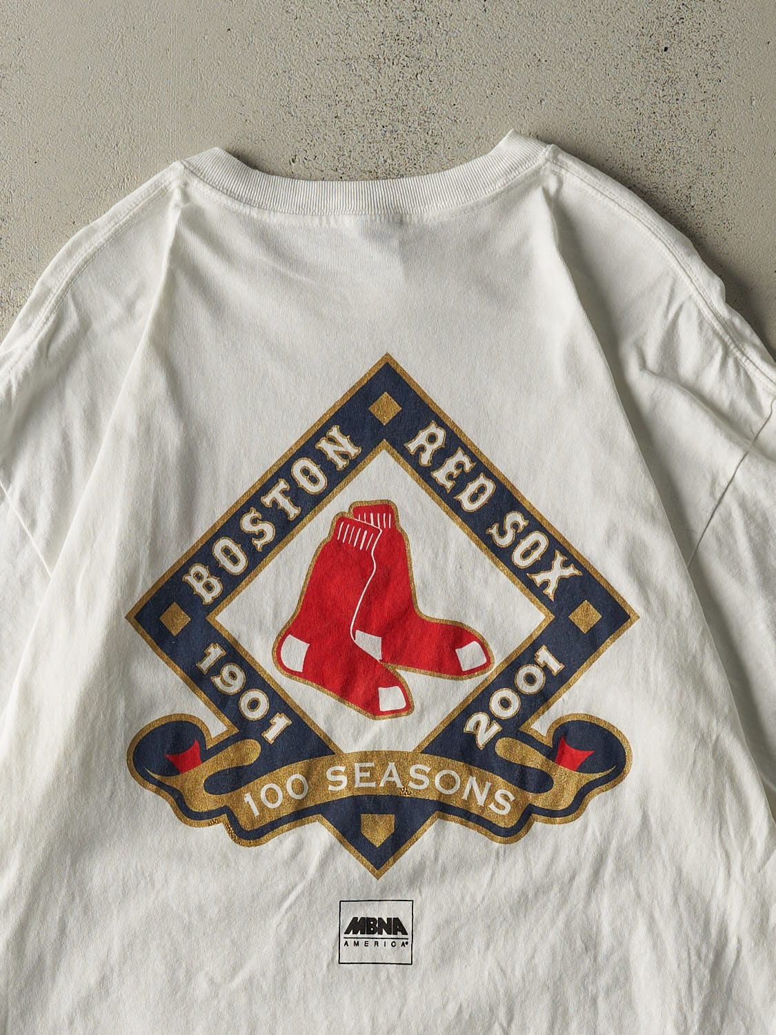 Vintage 01' White Boston Red Sox Tee (XL)