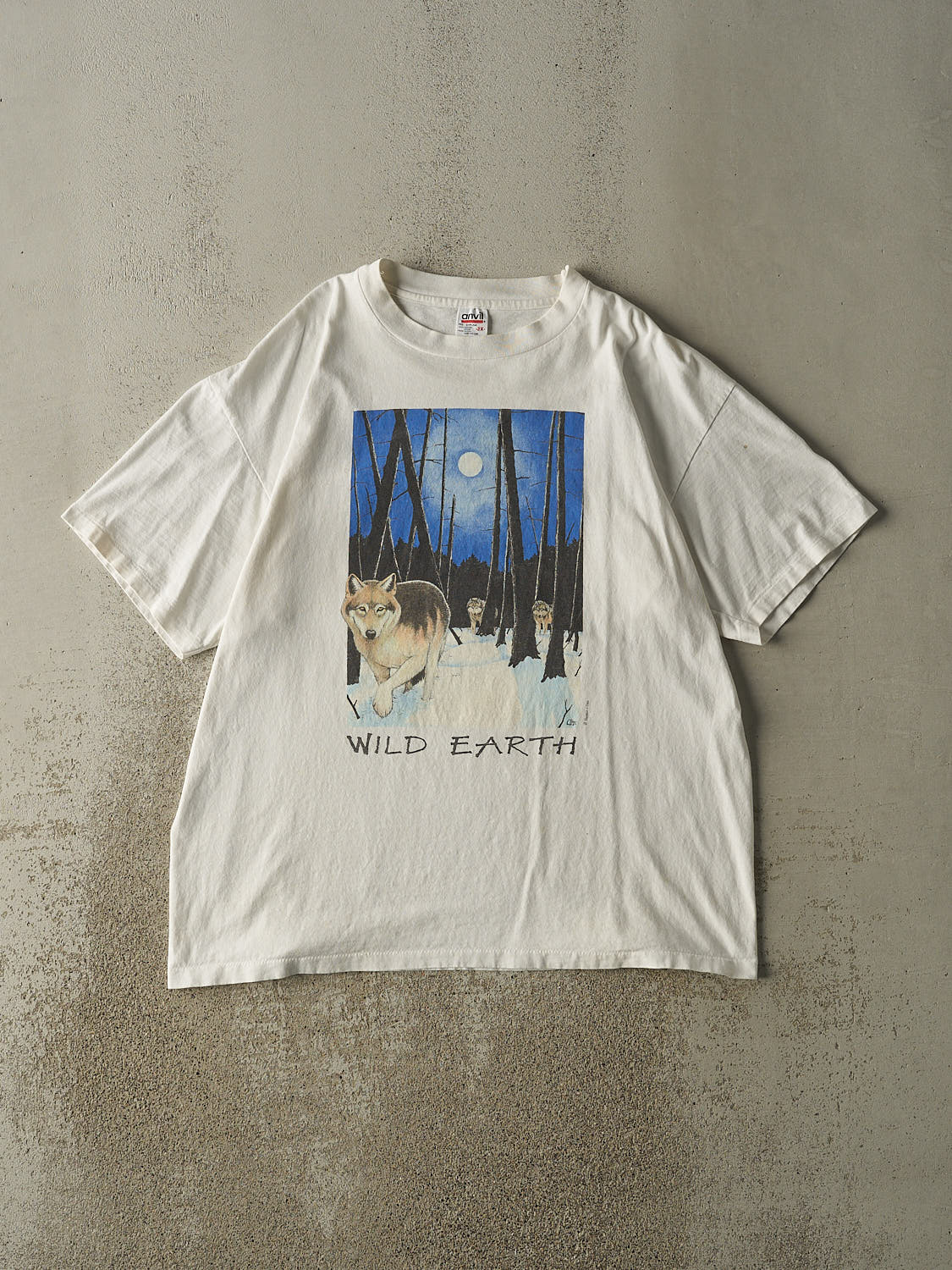 Vintage 90s White Wild Earth Wolf Single Stitch Tee (XL/XXL)