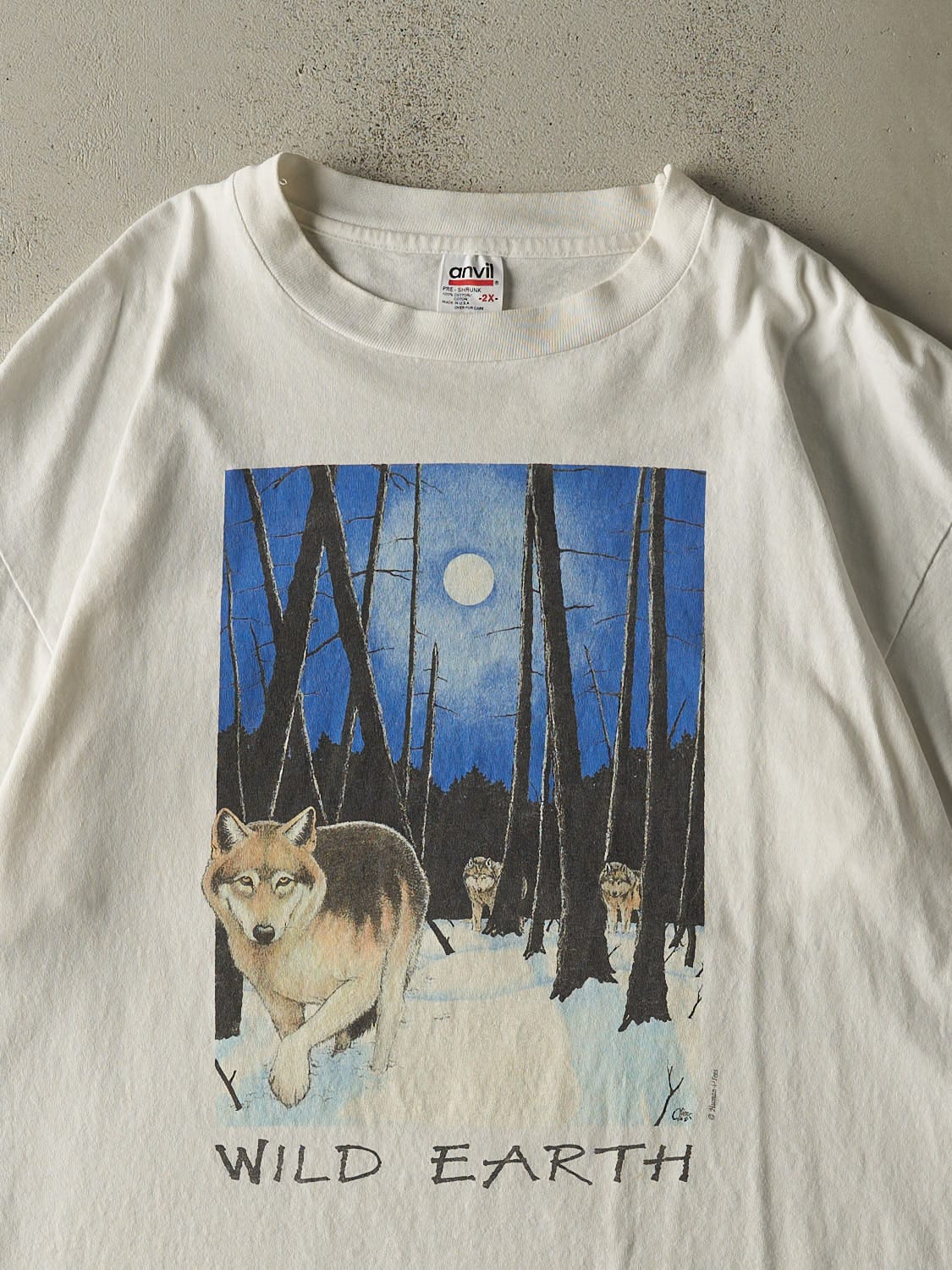Vintage 90s White Wild Earth Wolf Single Stitch Tee (XL/XXL)