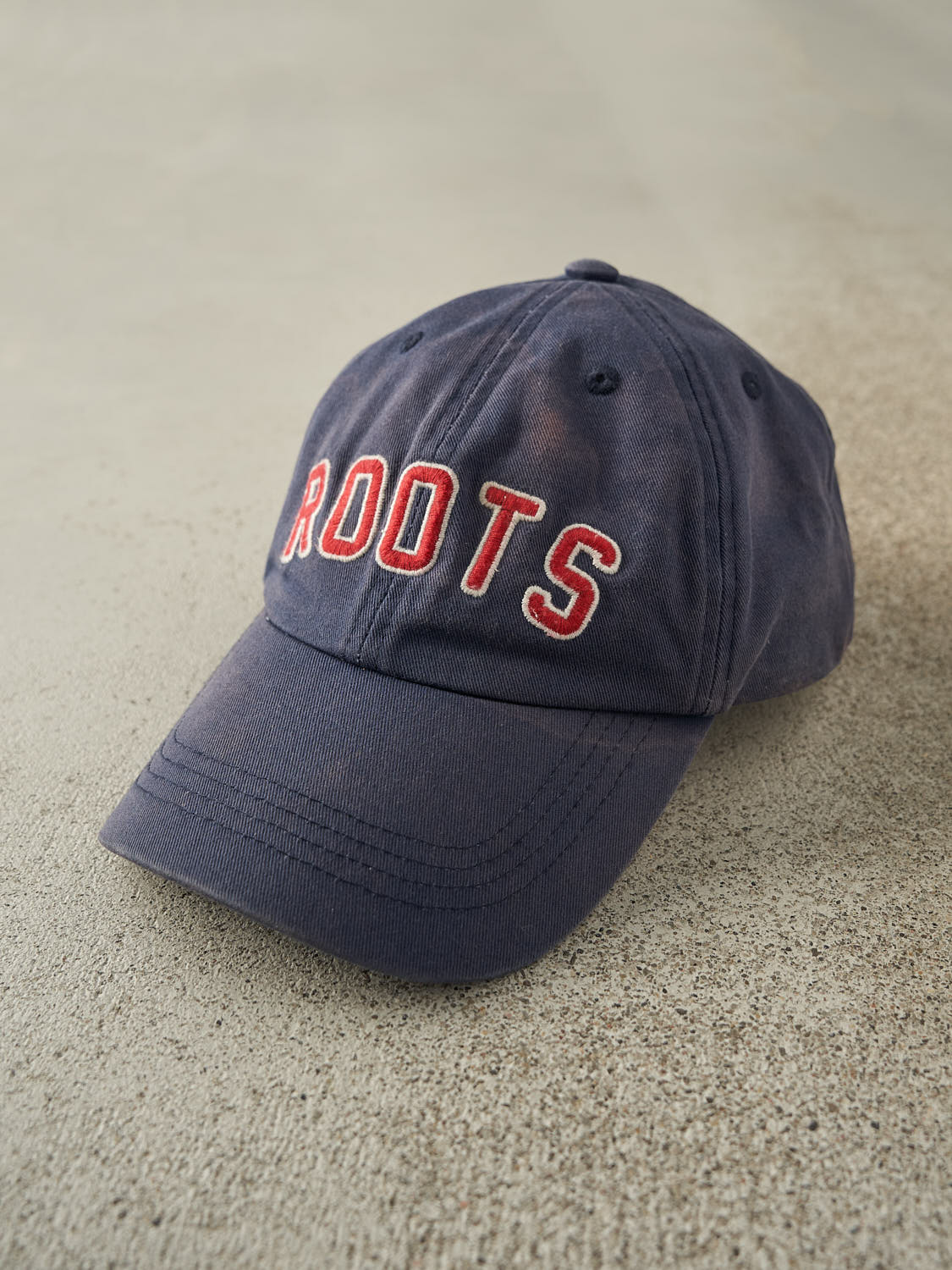 Vintage 90s Sun Faded Navy Roots Embroidered Strapback (O/S)