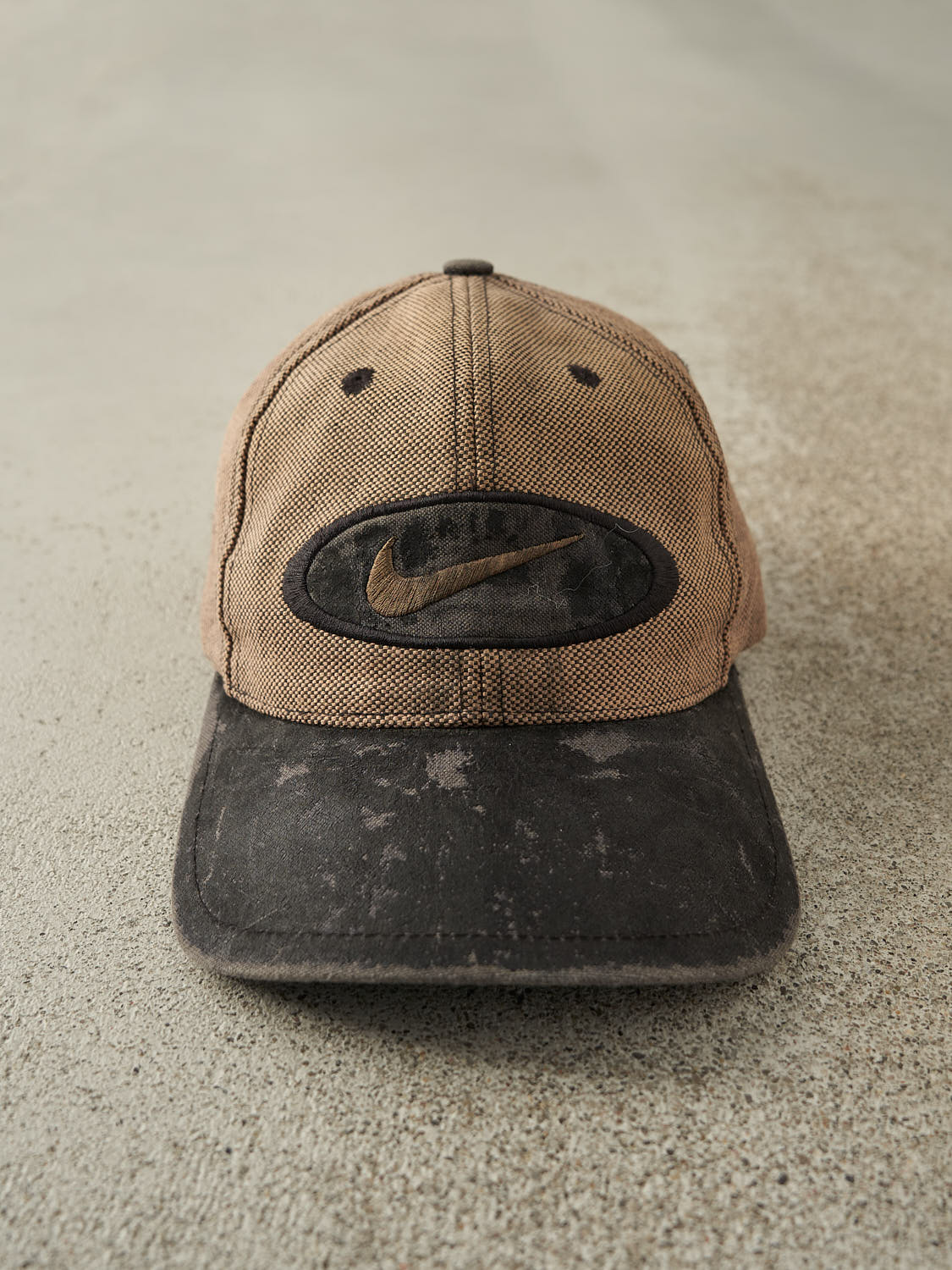 Vintage 90s Sun Faded Brown Nike Embroidered Strapback (O/S)
