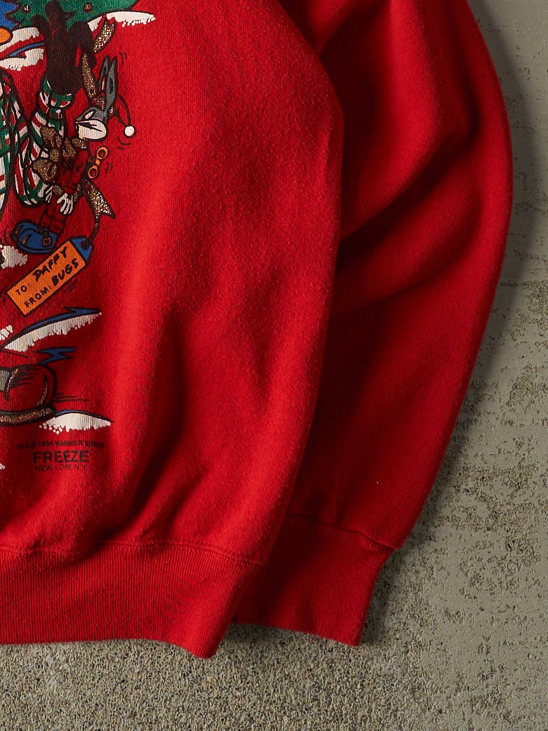 Vintage 94' Red Looney Tunes "Bah Humbug" Crewneck (M/L)