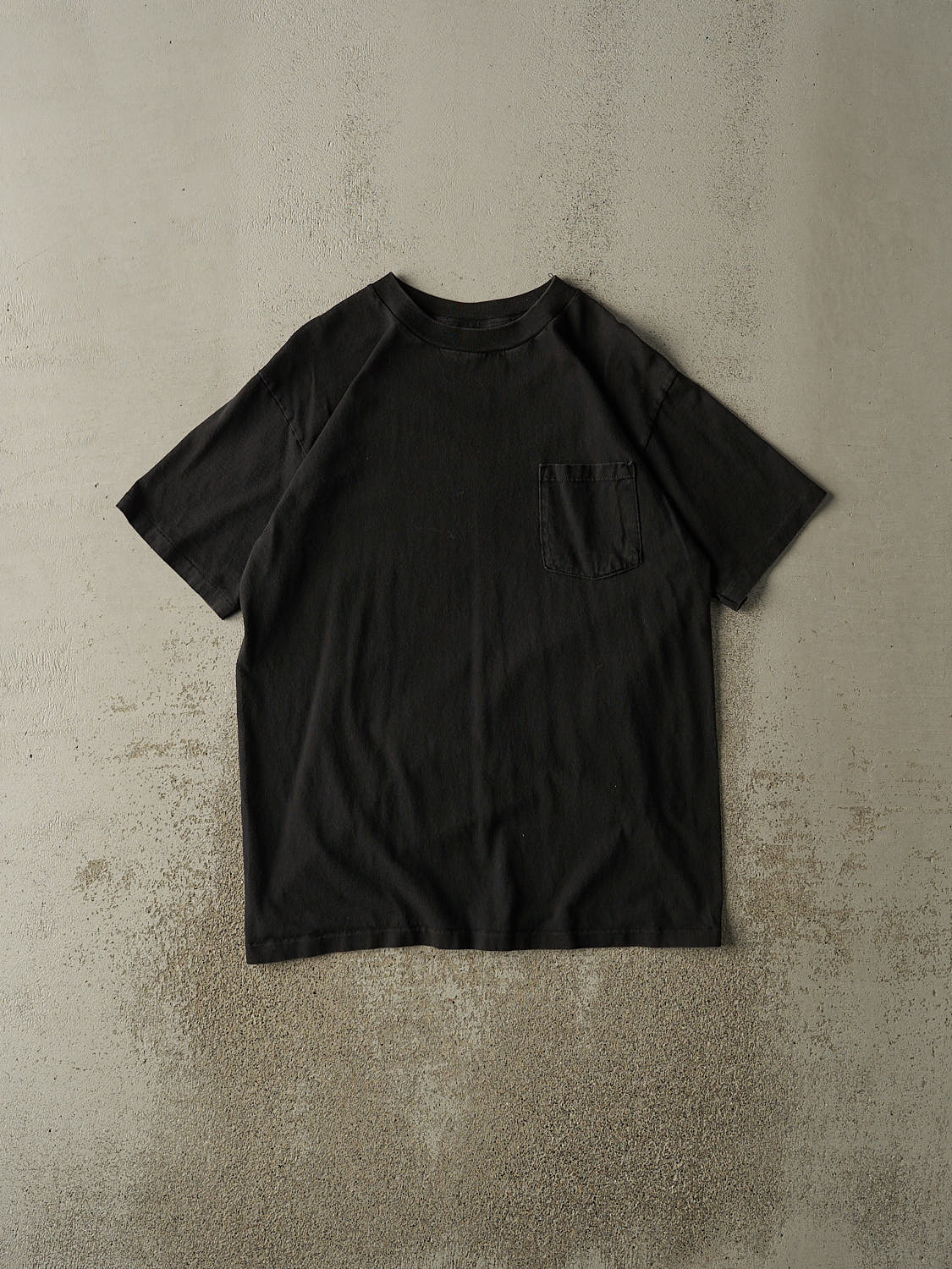 Vintage 90s Black Blank Pocket Tee (L/XL)