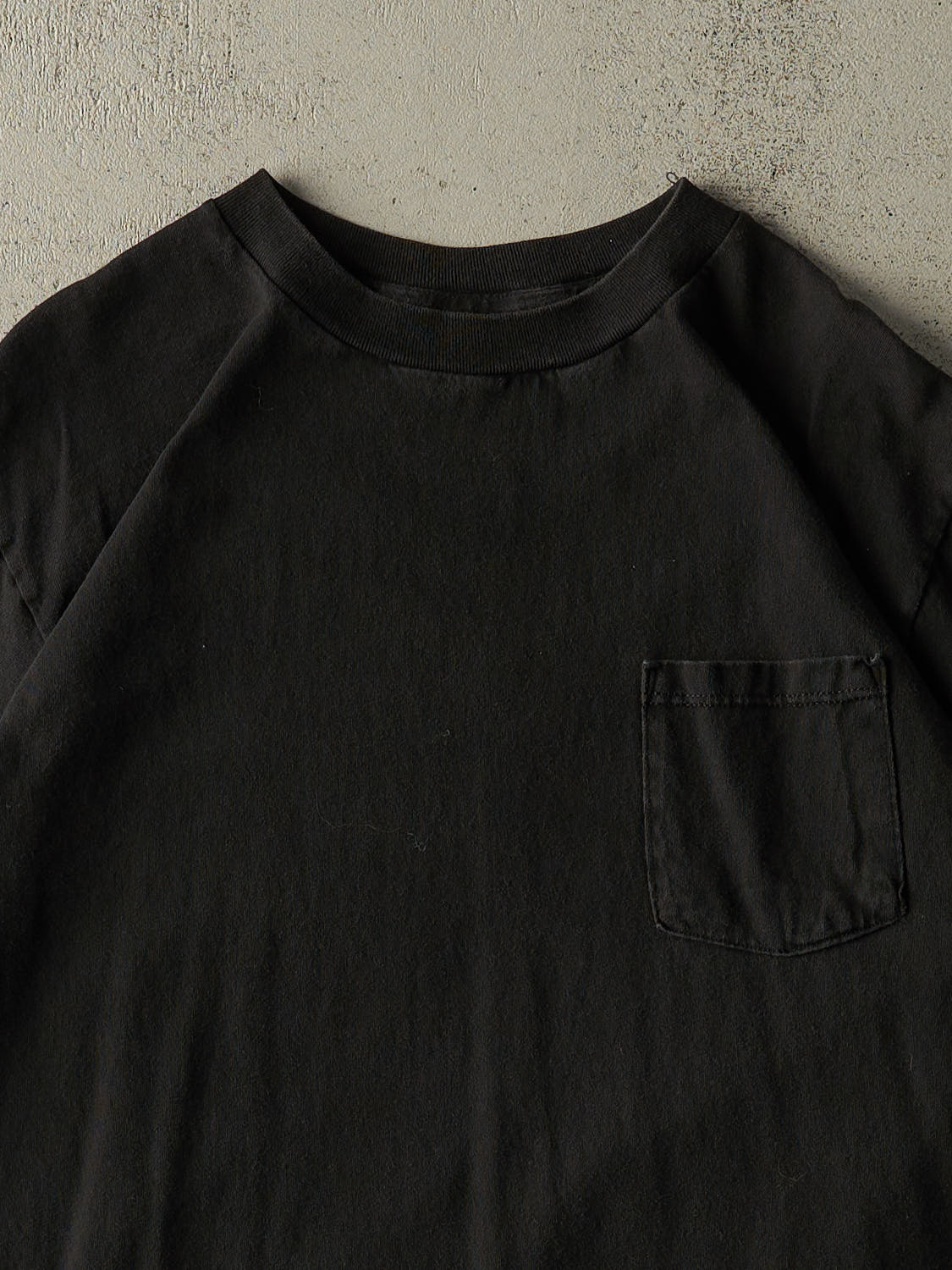 Vintage 90s Black Blank Pocket Tee (L/XL)