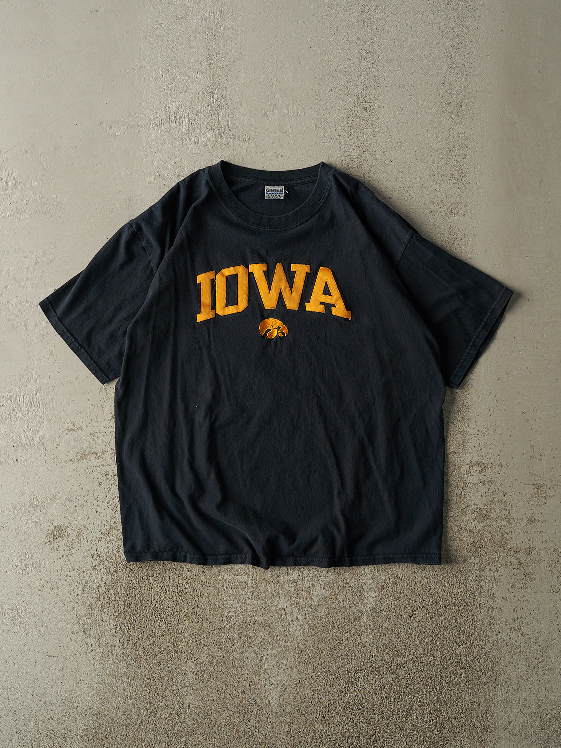 Vintage Y2K Black University of Iowa Tee (L/XL)