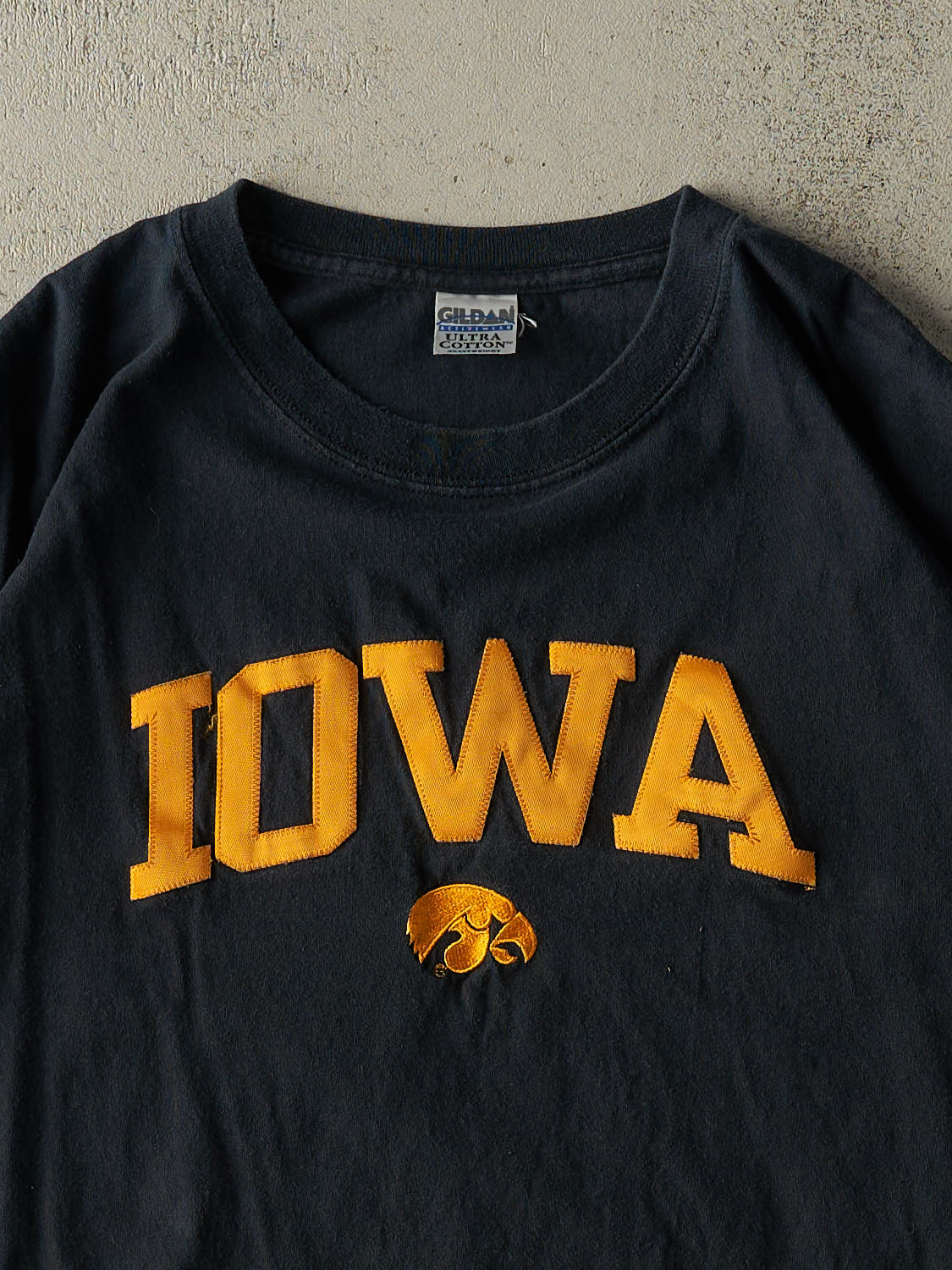 Vintage Y2K Black University of Iowa Tee (L/XL)