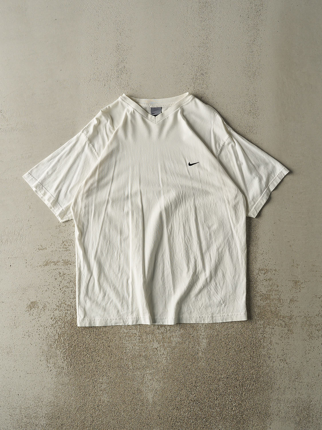 Vintage Y2K White Nike Embroidered V Neck Tee (XL)