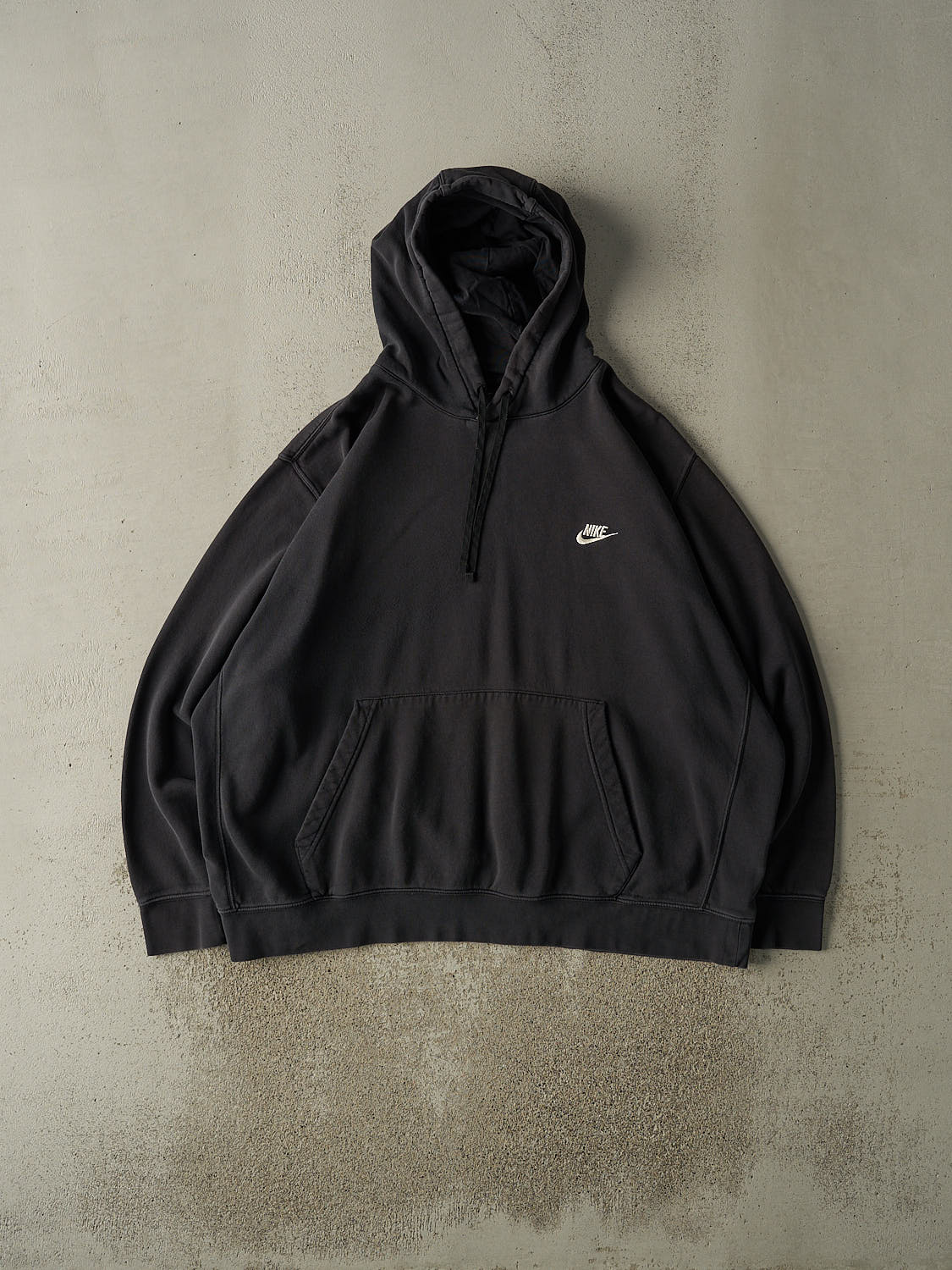 Vintage Y2K Faded Black Nike Embroidered Hoodie (XXXL)