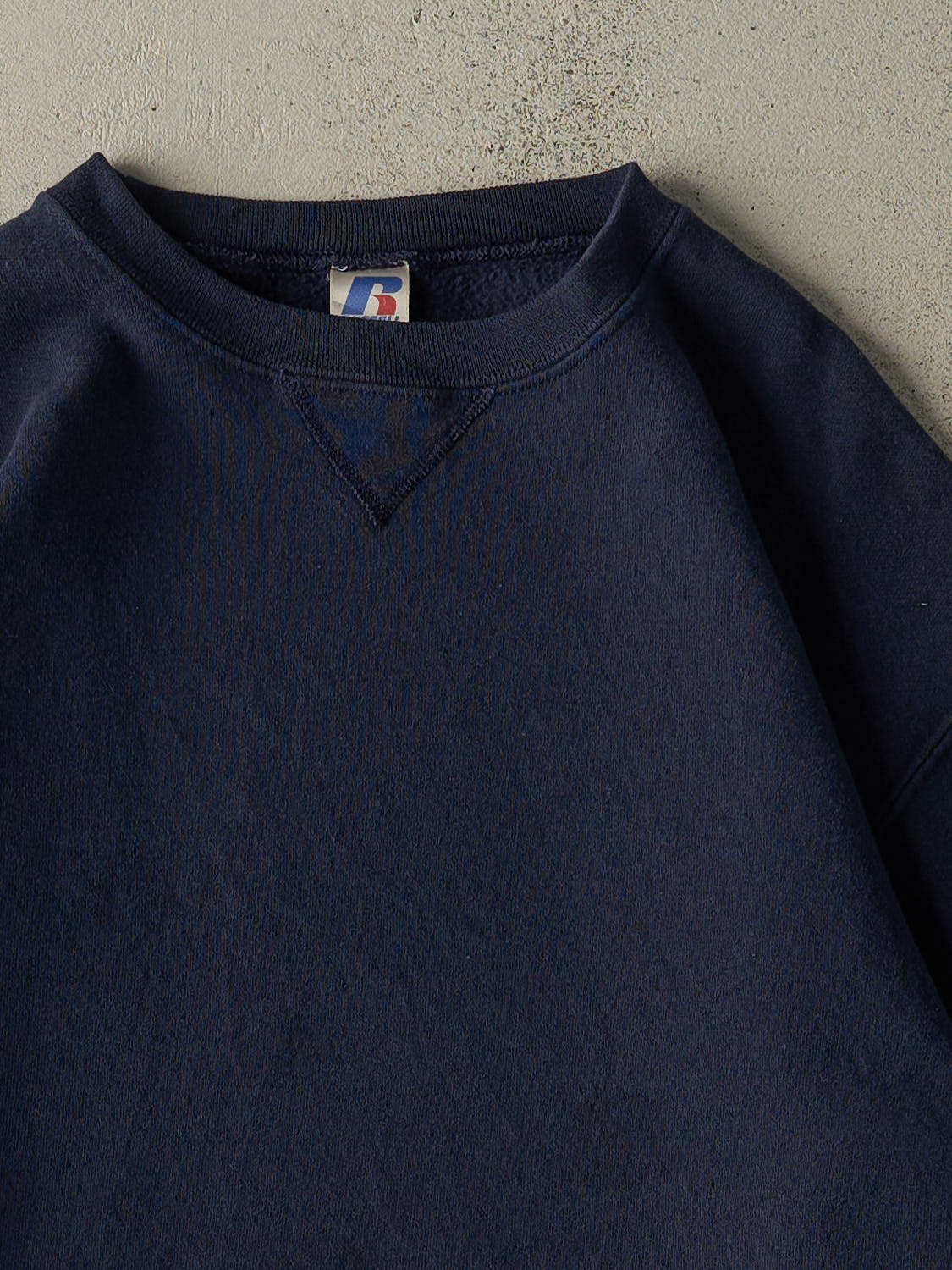 Vintage Y2K Navy Blue Russell Athletic Blank Crewneck (M)