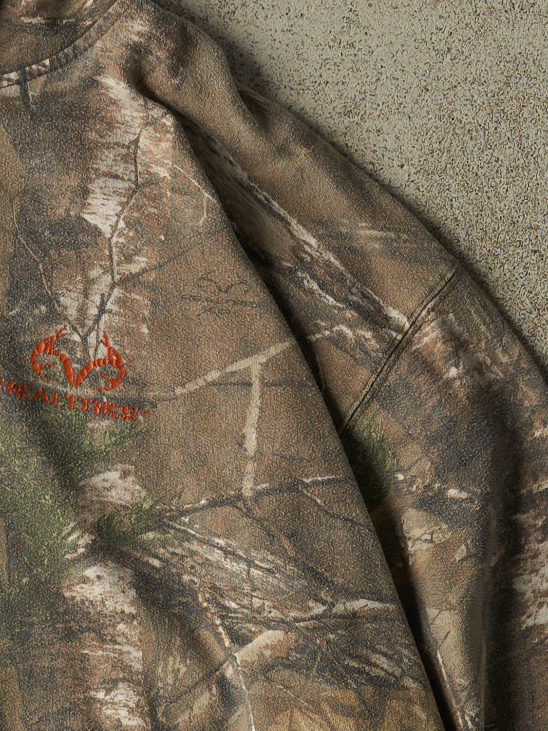 Vintage 90s Camo Realtree Logo Hoodie (L/XL)