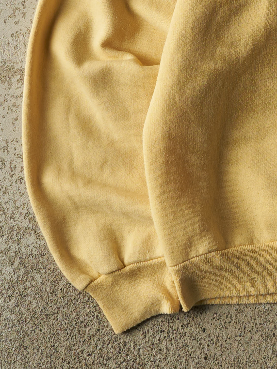 Vintage 90s Yellow Blank Crewneck (L)