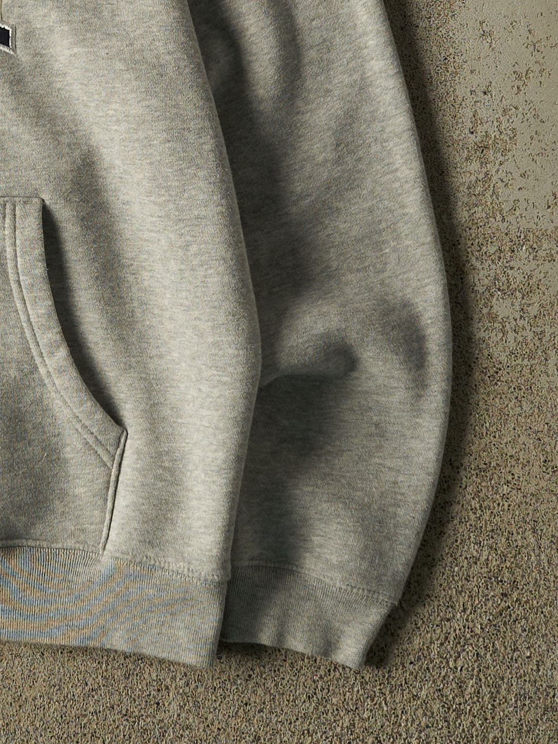 Vintage Y2K Grey Gap Embroidered Hoodie (M)