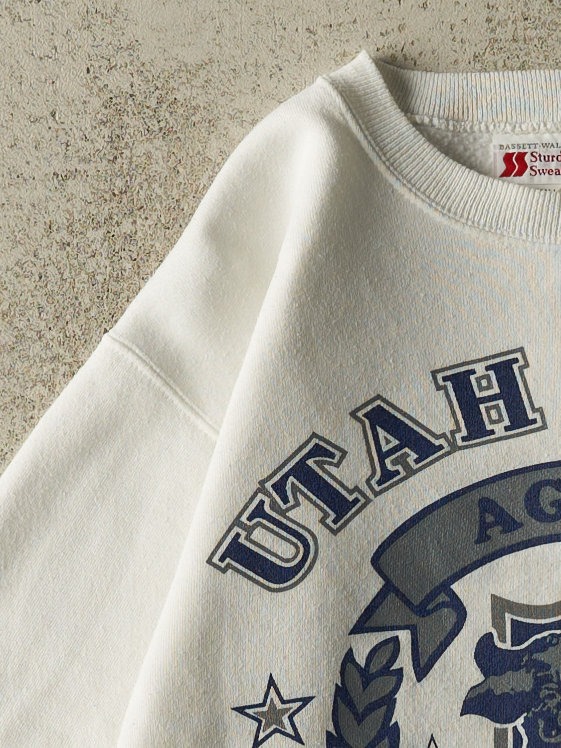 Vintage 89' White Utah State Aggie Club Crewneck (XS/S)