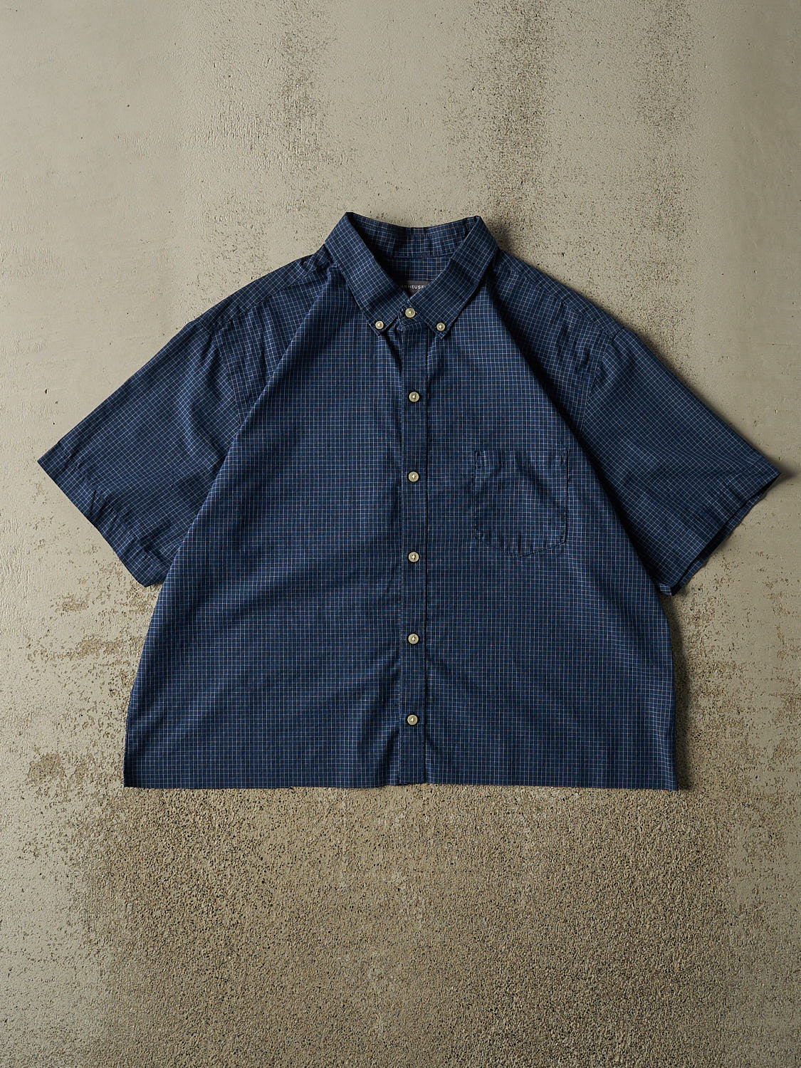 Vintage Y2K Blue Van Heusen Button Up Cropped Tee (M/L)