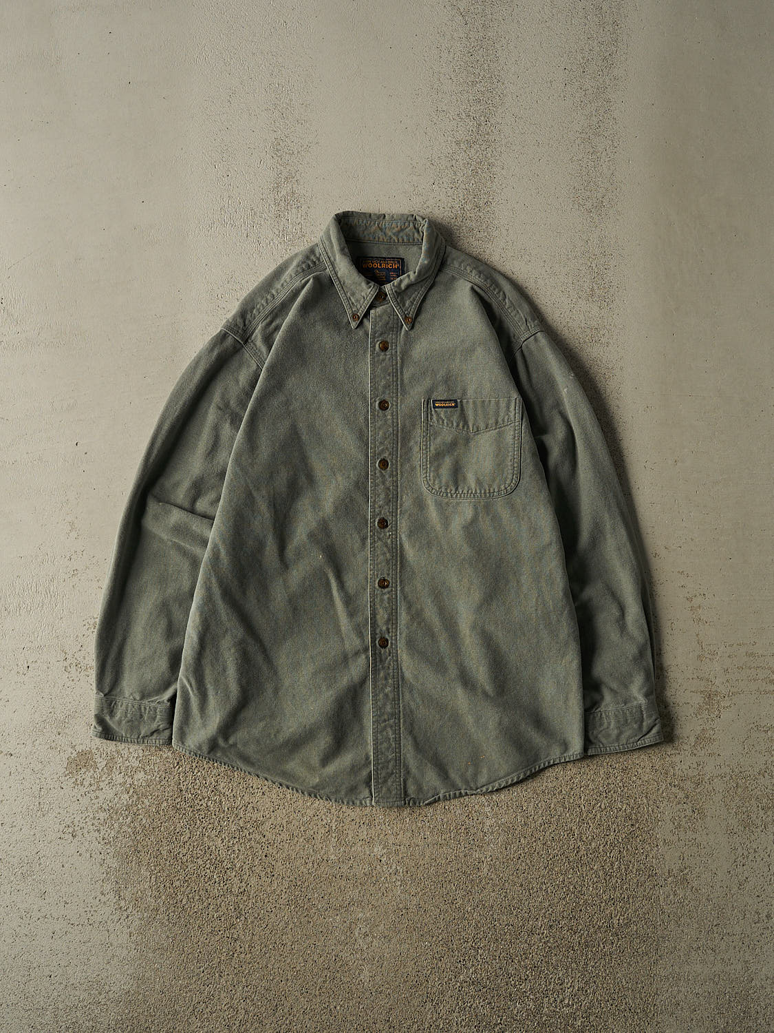 Vintage 90s Green Woolrich Button Up Long Sleeve (L/XL)