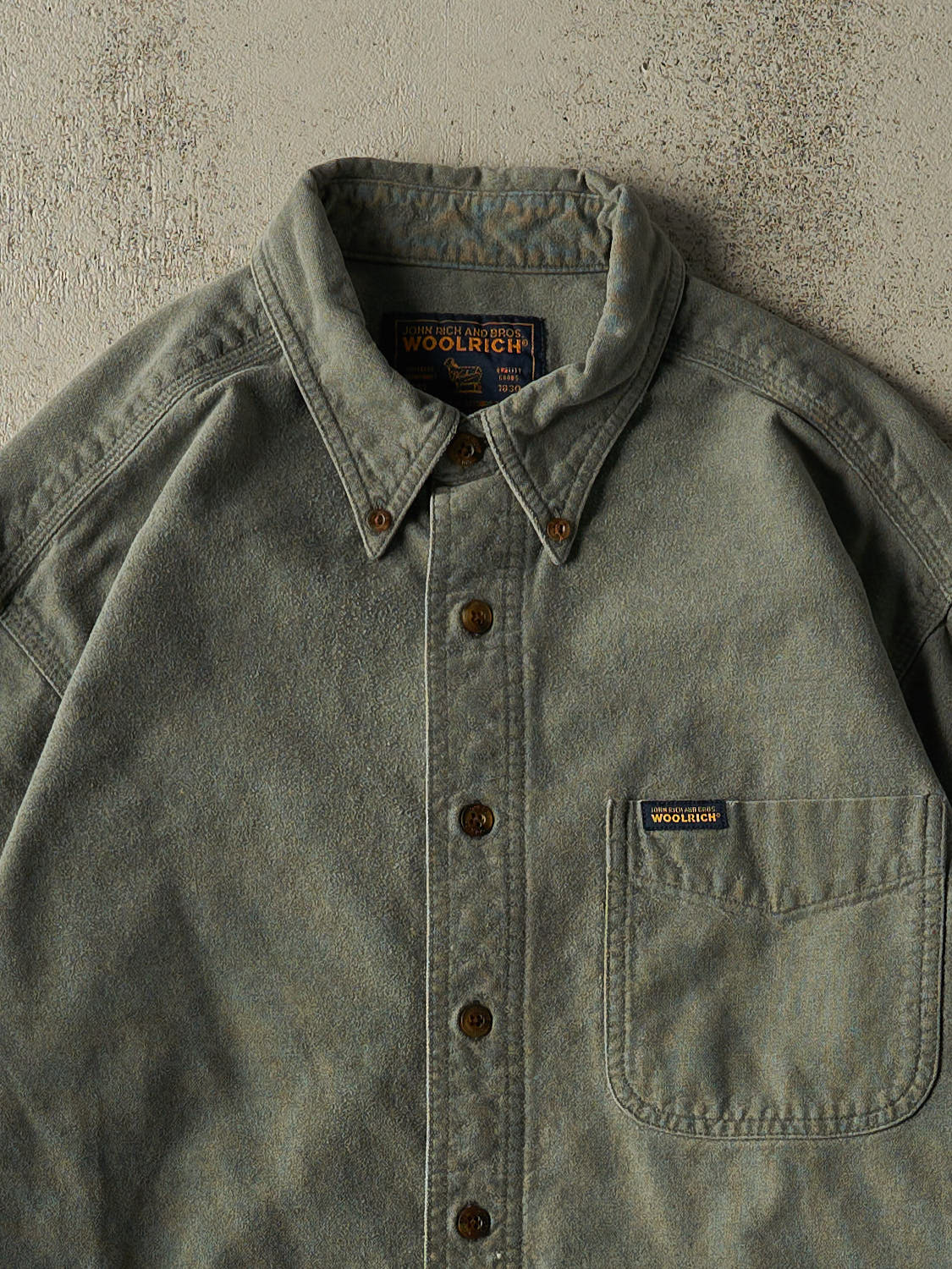 Vintage 90s Green Woolrich Button Up Long Sleeve (L/XL)