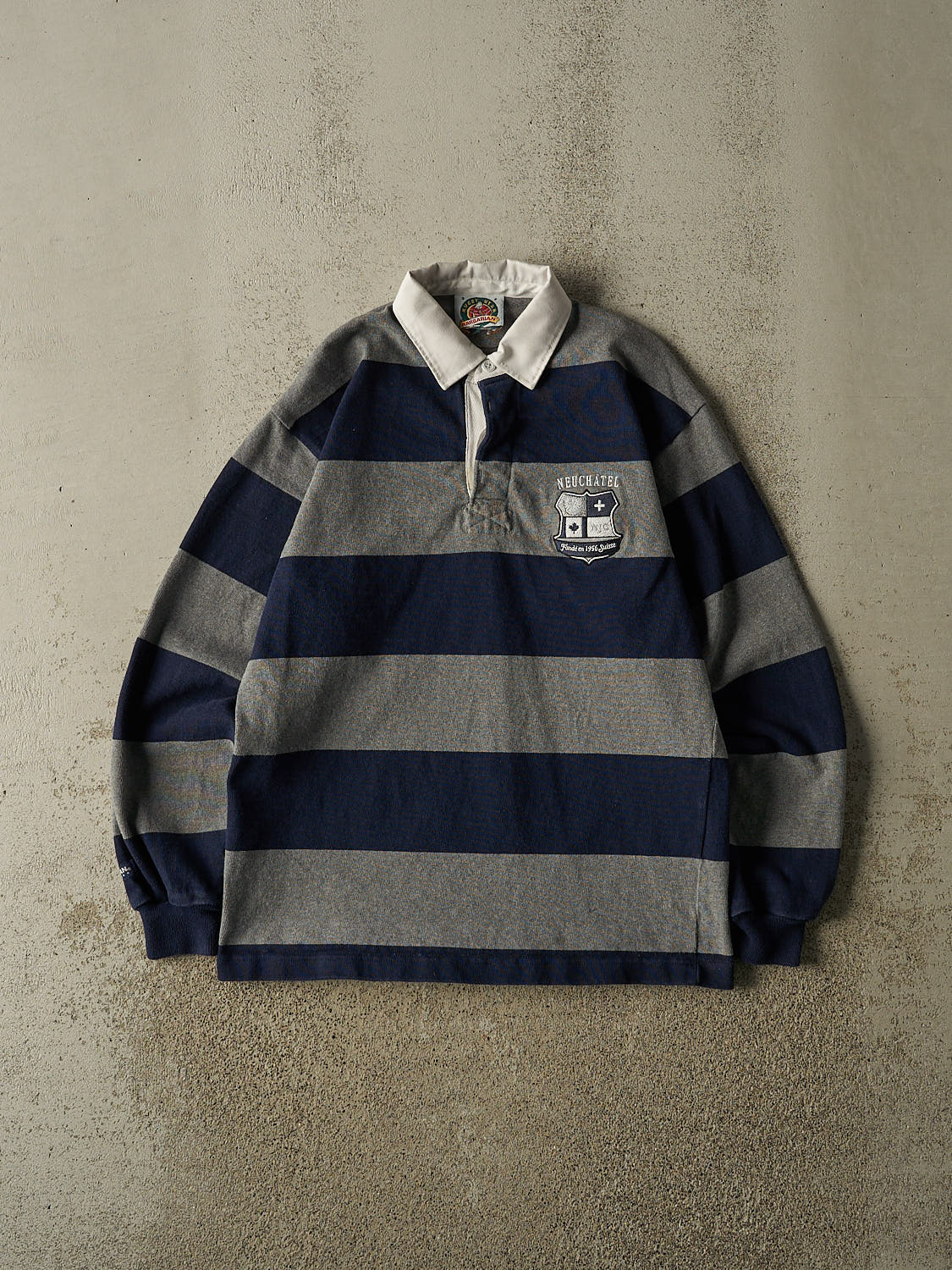 Vintage Y2K Grey Neuchatel Rugby Quarter Button Long Sleeve (M/L)