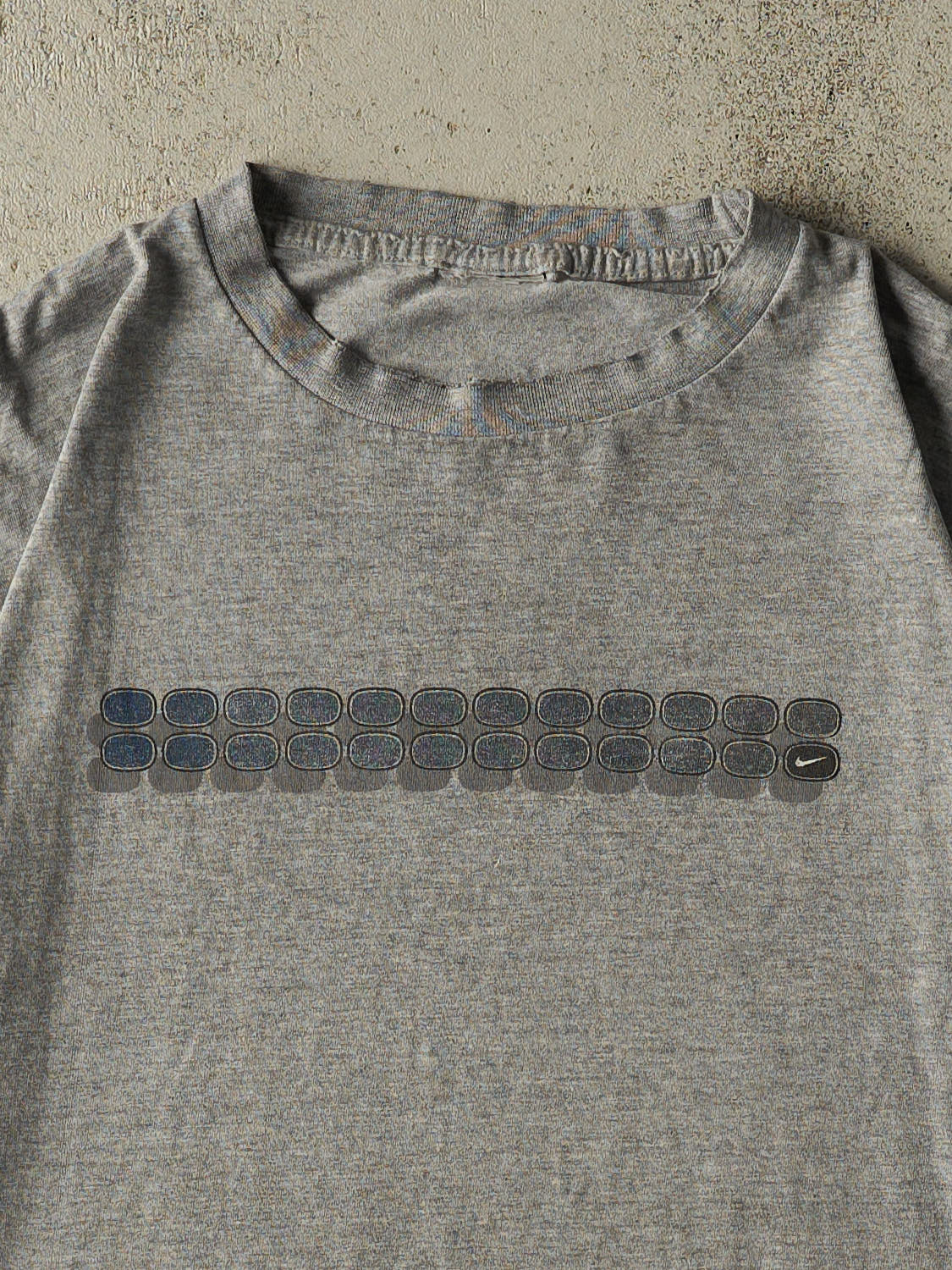 Vintage Y2K Grey Nike Logo Tee (XL/XXL)