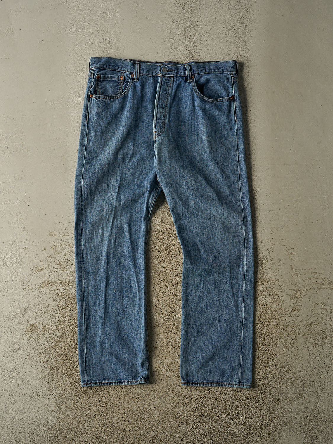 Vintage 90s Mid Wash Levi's 501 Jeans (38x30.5)