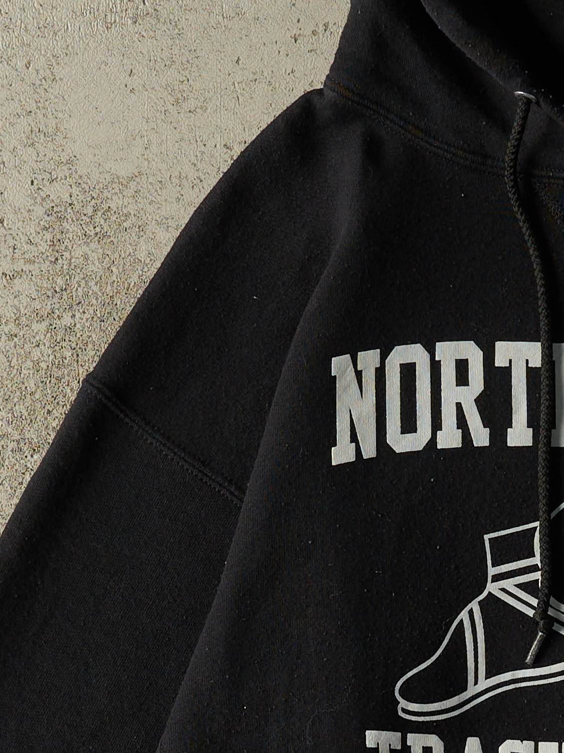 Vintage Y2K Black Russell Athletic North Union Track & Field Hoodie (L)
