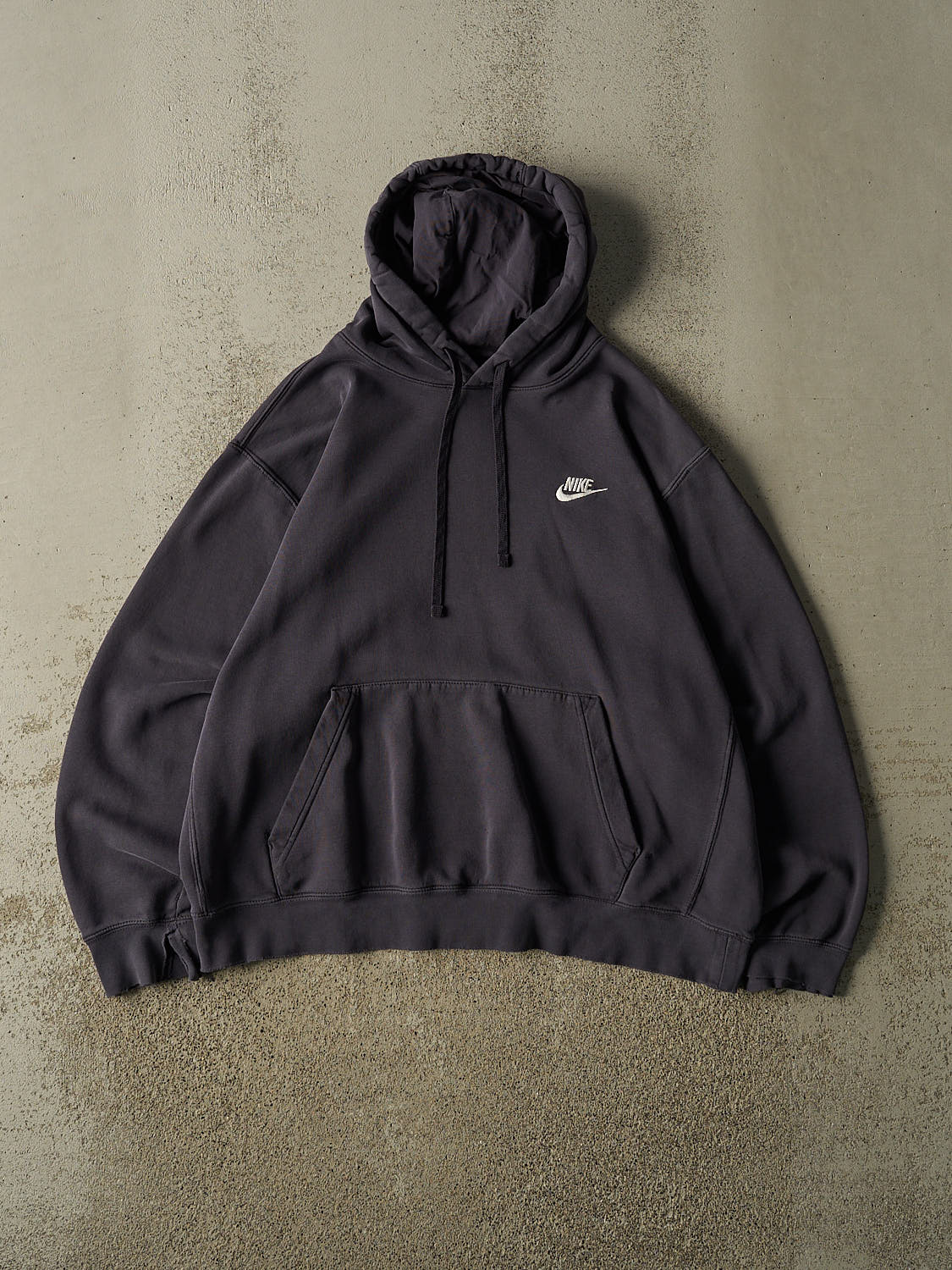 Vintage Y2K Faded Navy Nike Embroidered Hoodie (M/L)