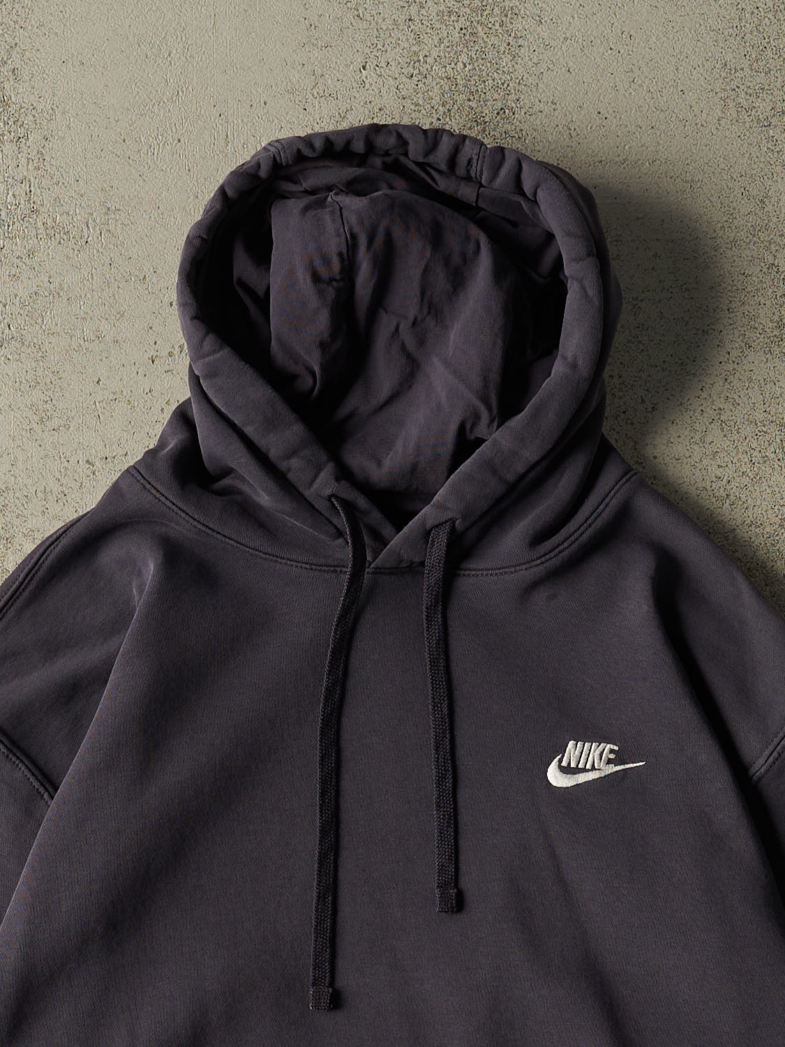 Vintage Y2K Faded Navy Nike Embroidered Hoodie (M/L)
